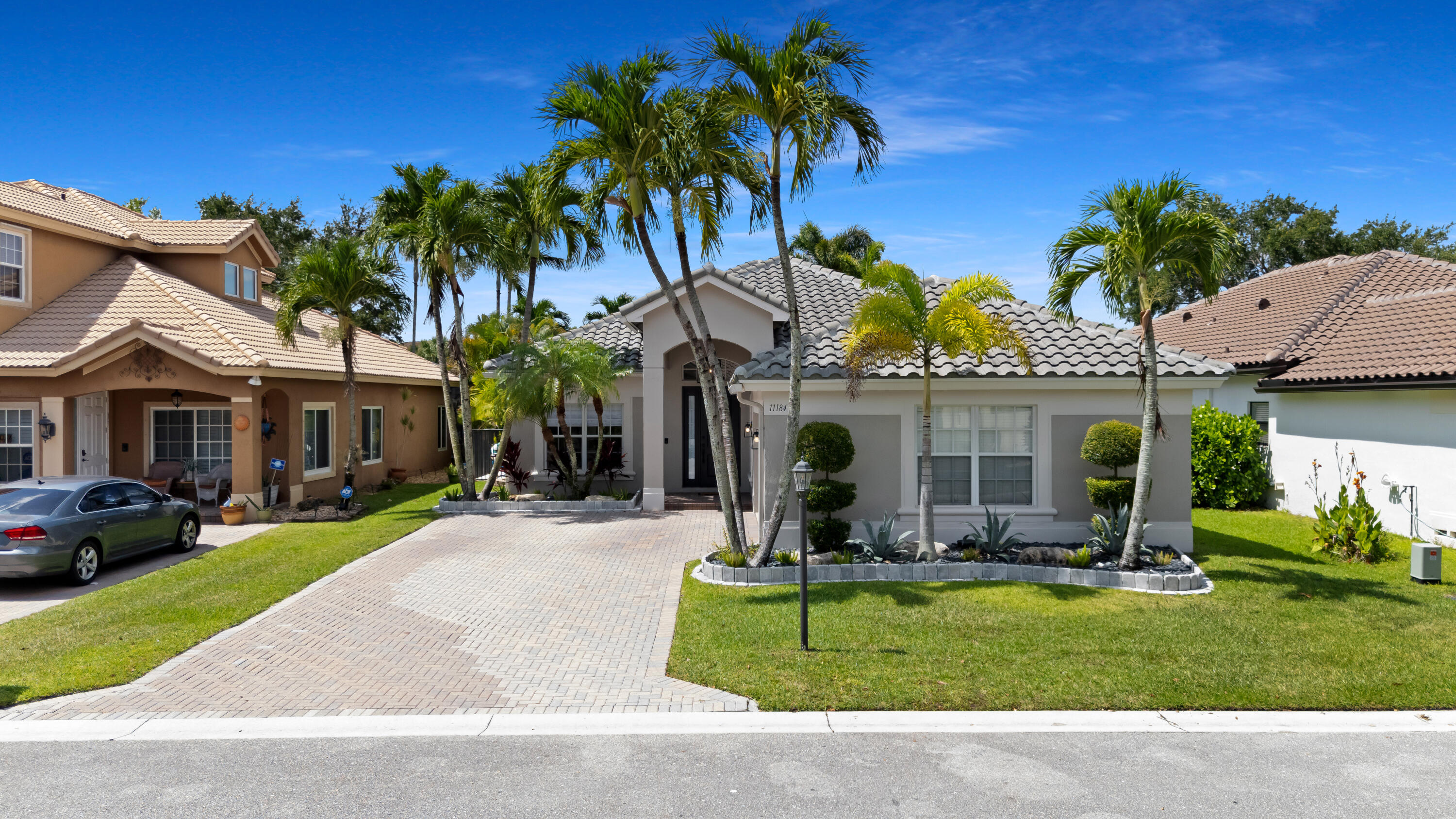 PARKLAND ISLES - Residential