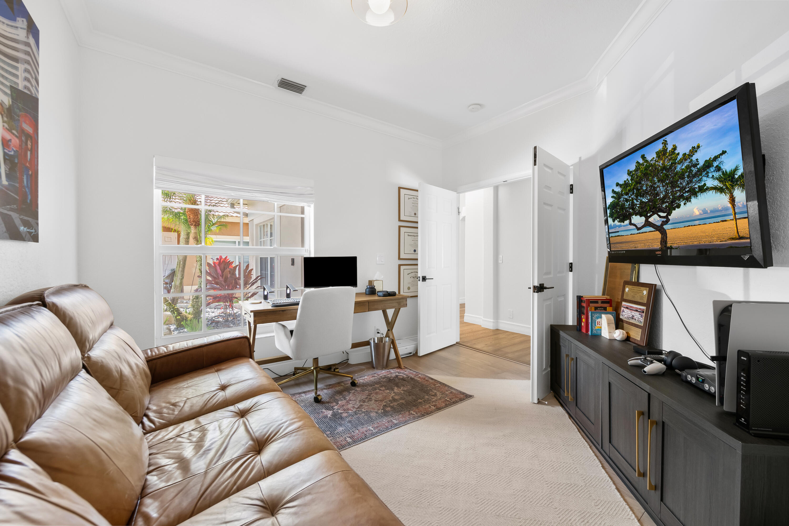 PARKLAND ISLES - Residential
