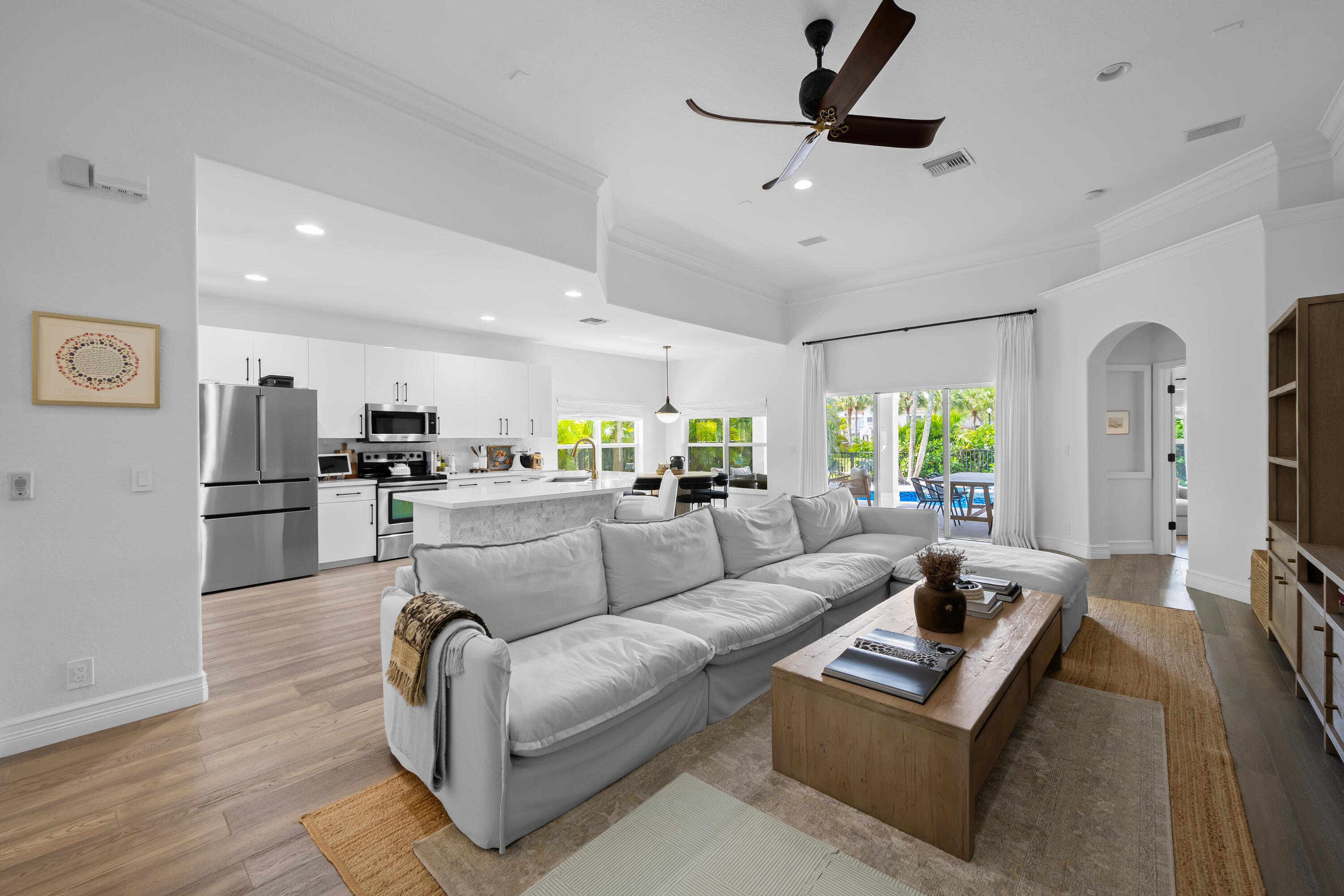 PARKLAND ISLES - Residential
