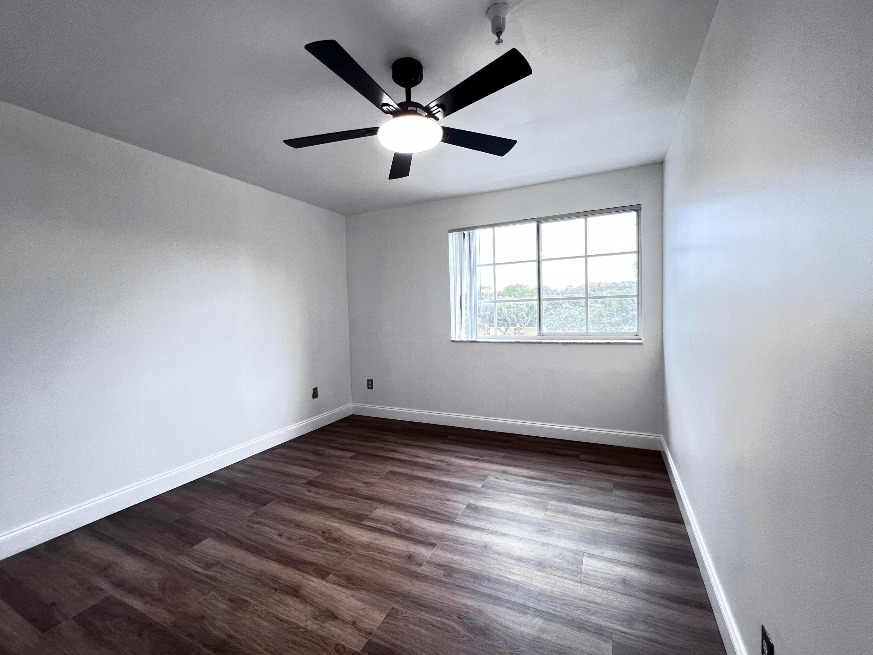 YACHT CLUB ON THE INTRACOASTAL CONDO - Residential