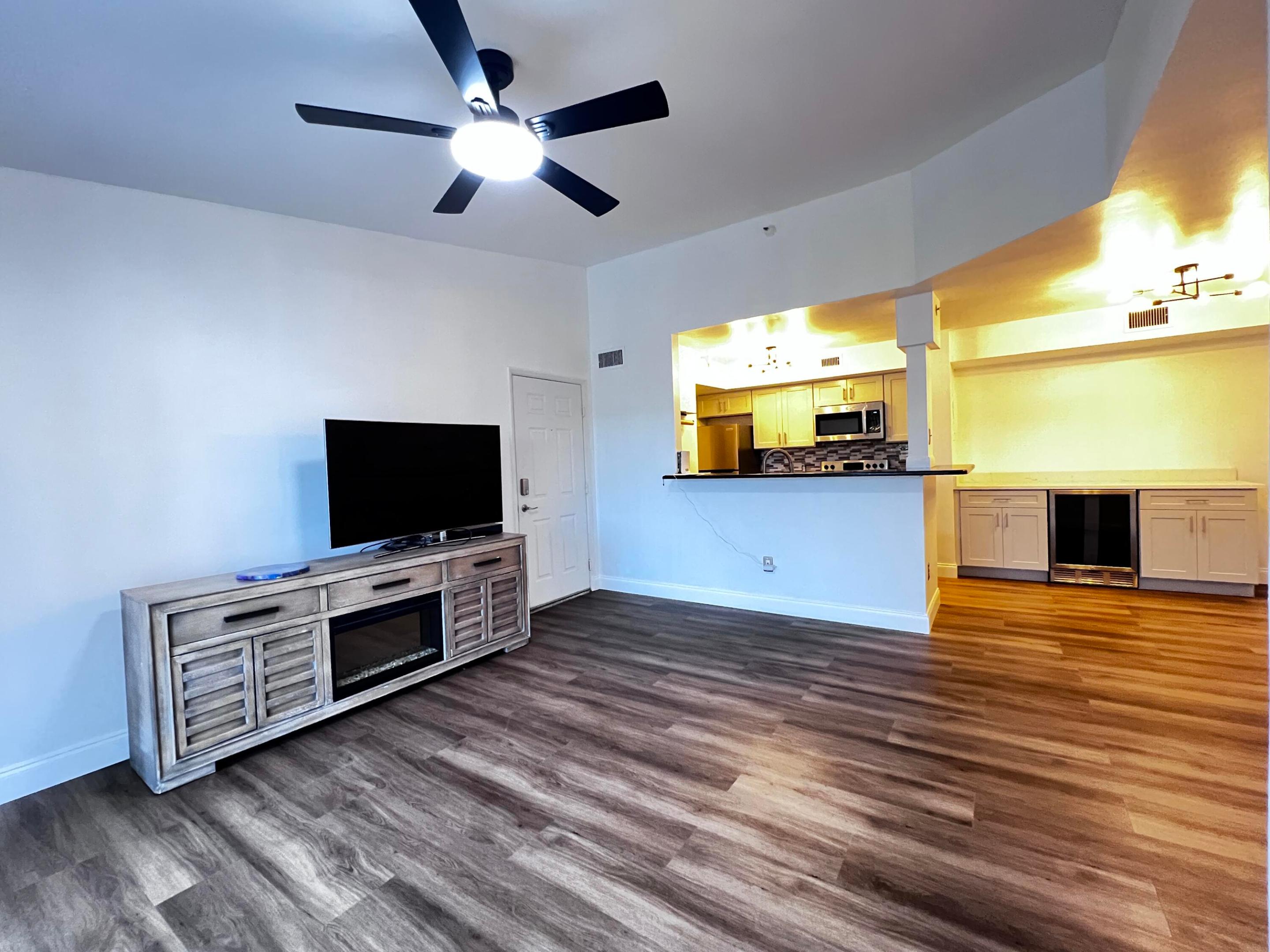 YACHT CLUB ON THE INTRACOASTAL CONDO - Residential