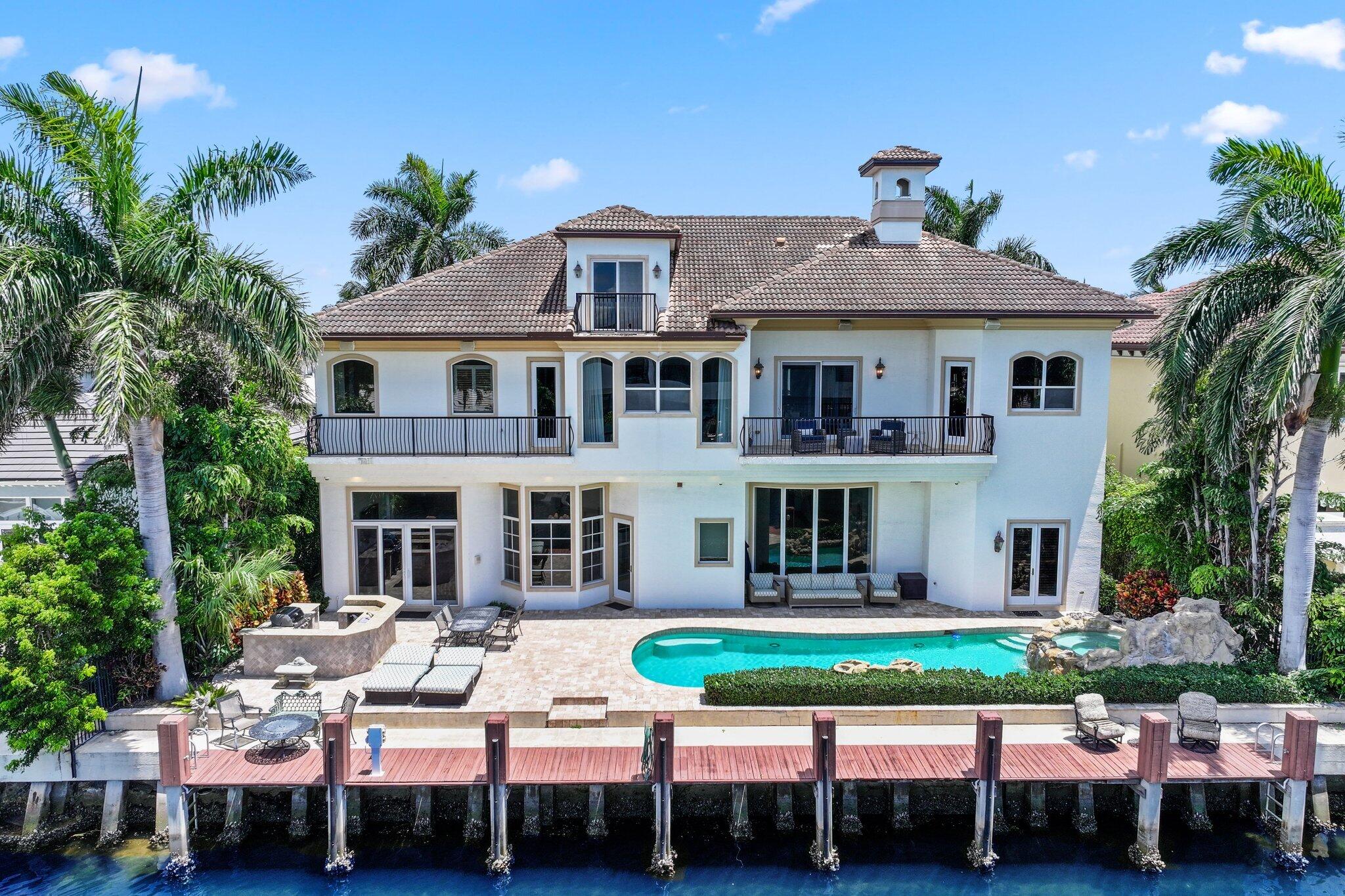 TROPIC ISLE - Residential