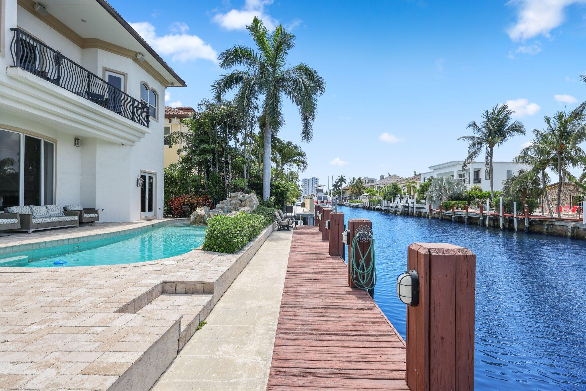 TROPIC ISLE - Residential