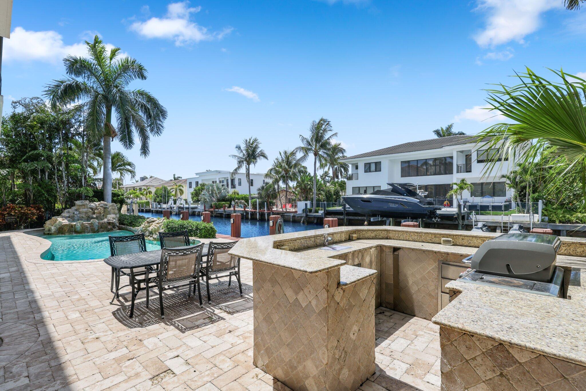 TROPIC ISLE - Residential