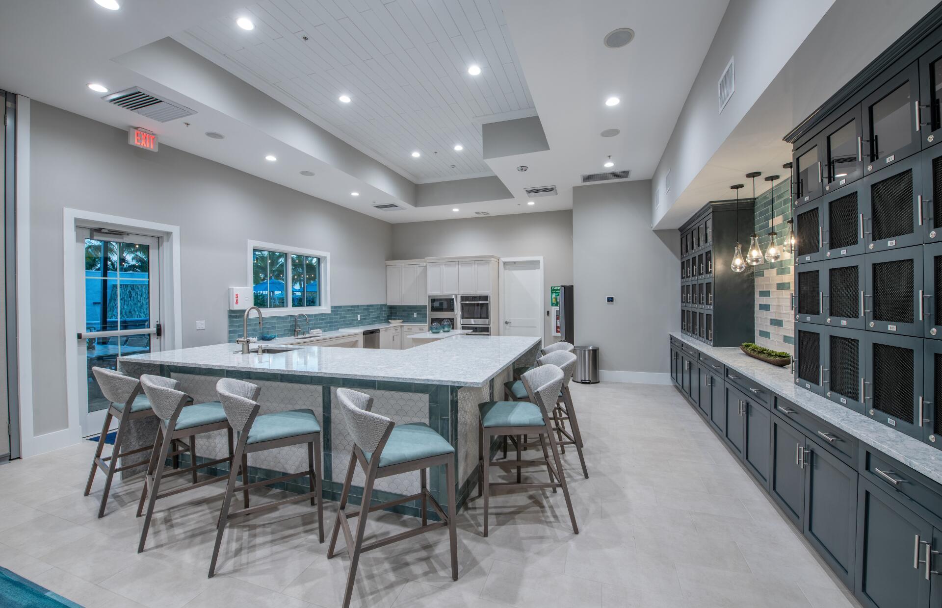 DEL WEBB TRADITION - Residential