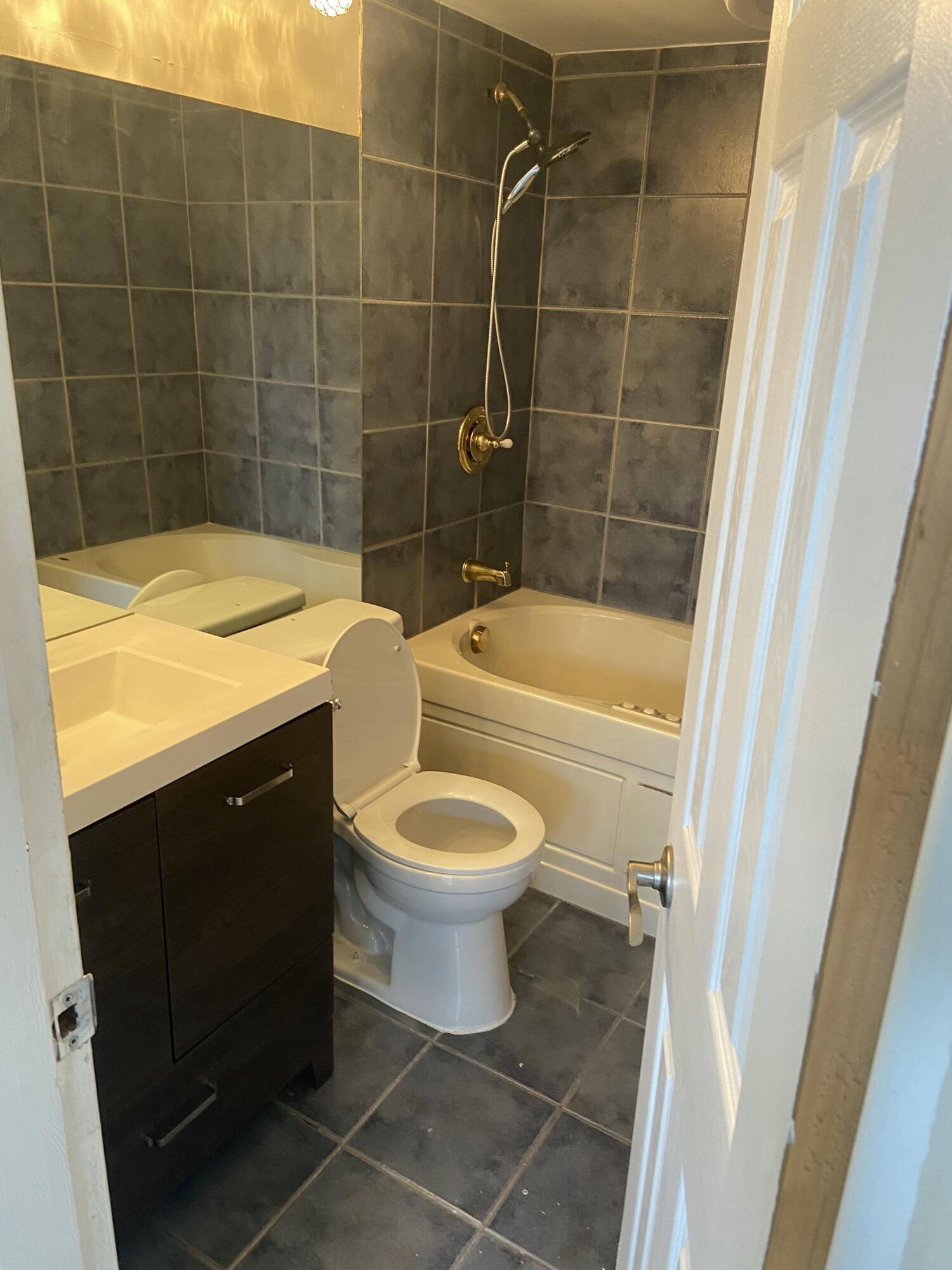 DEERFIELD BEACH GARDENS CONDO - Residential