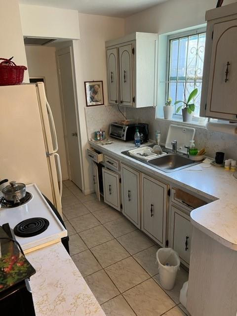 Coronet Hills Condo - Residential