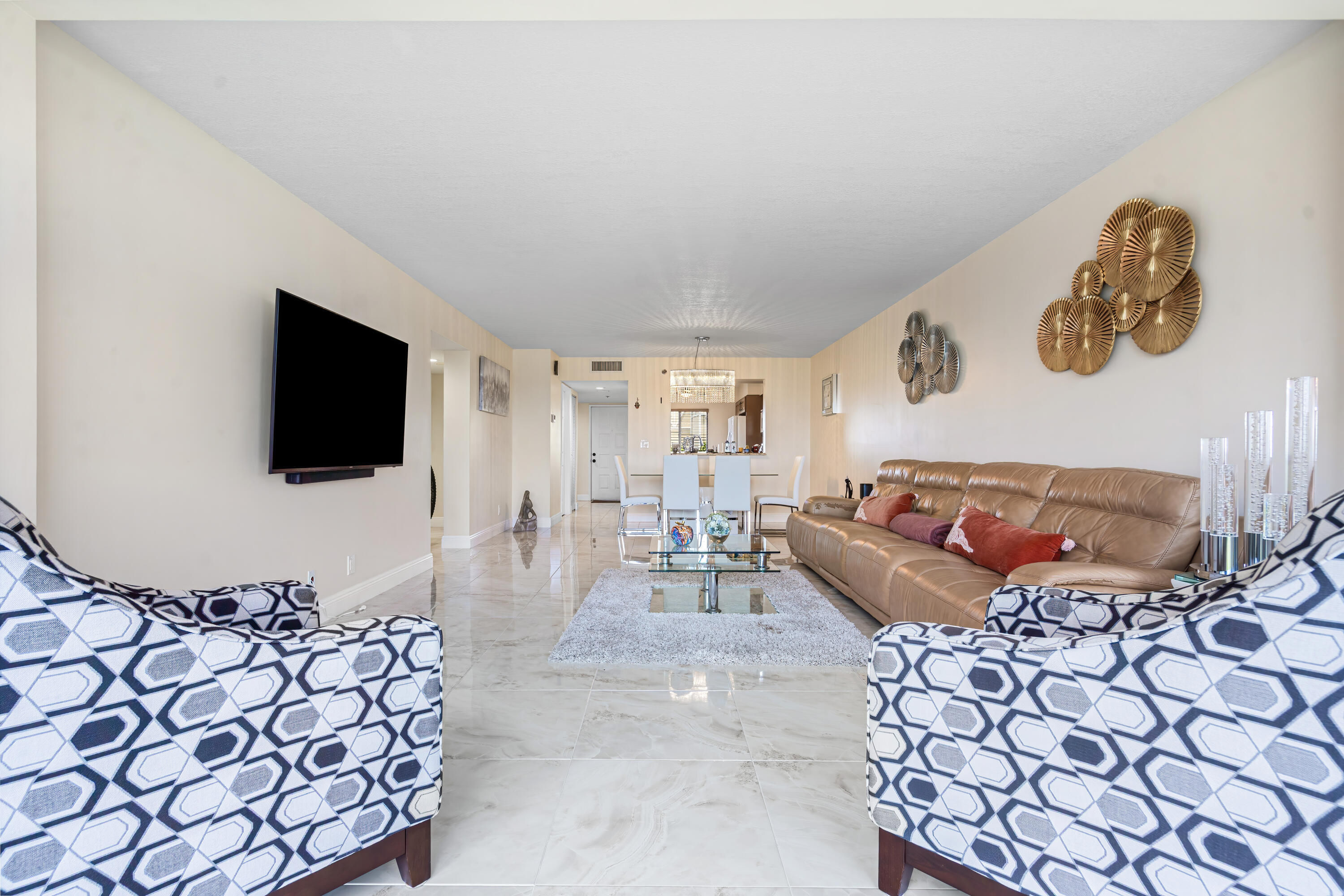 HUNTINGTON LAKES SEC FIVE CONDOS - Residential Lease