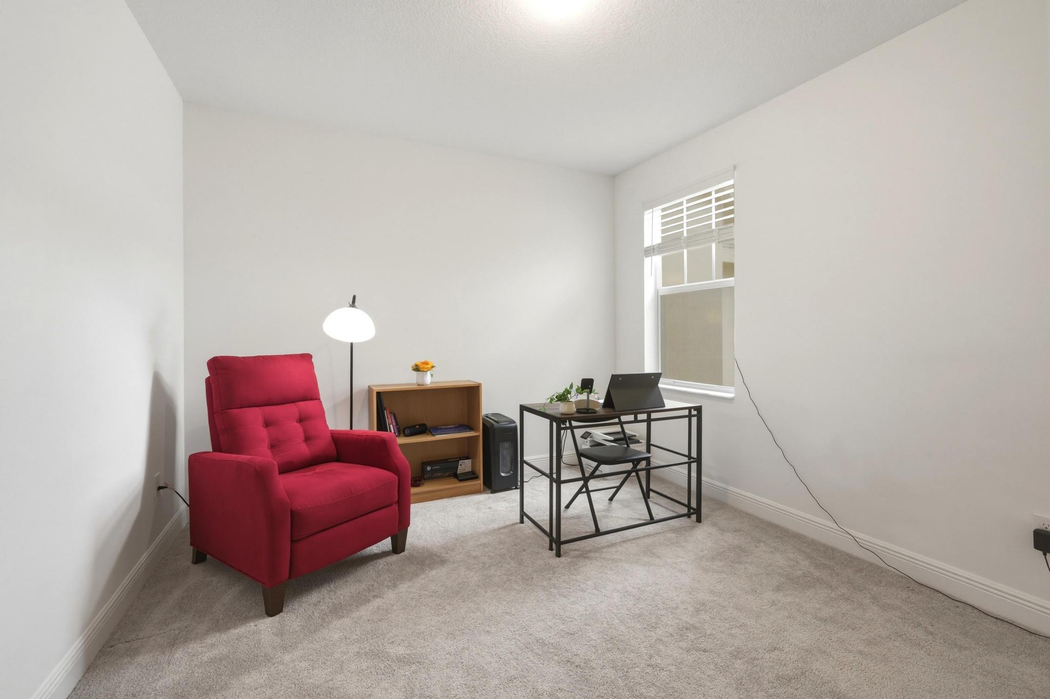 CRYSTAL LAKE 1ST SEC - Residential