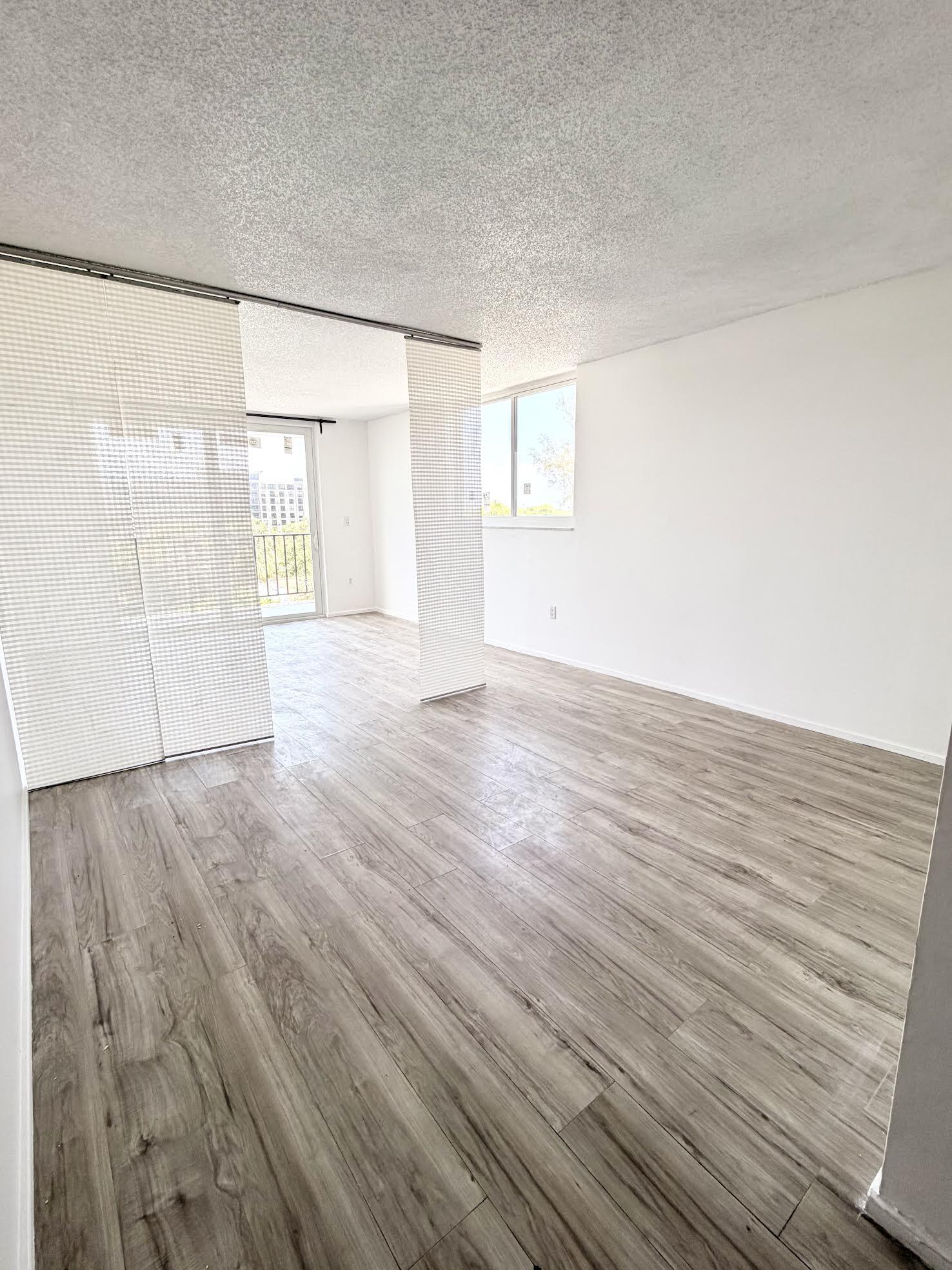 THREE HORIZONS EAST CONDO - Residential