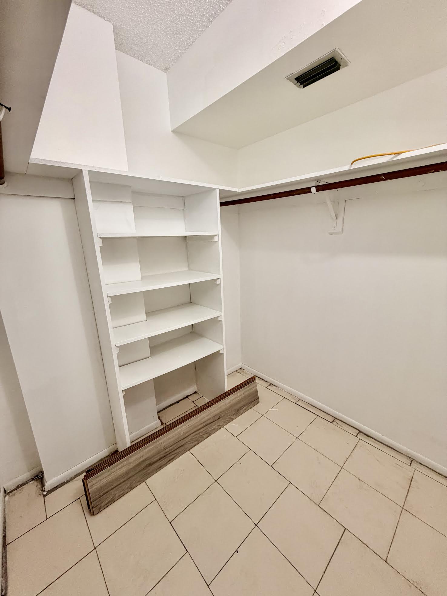 THREE HORIZONS EAST CONDO - Residential