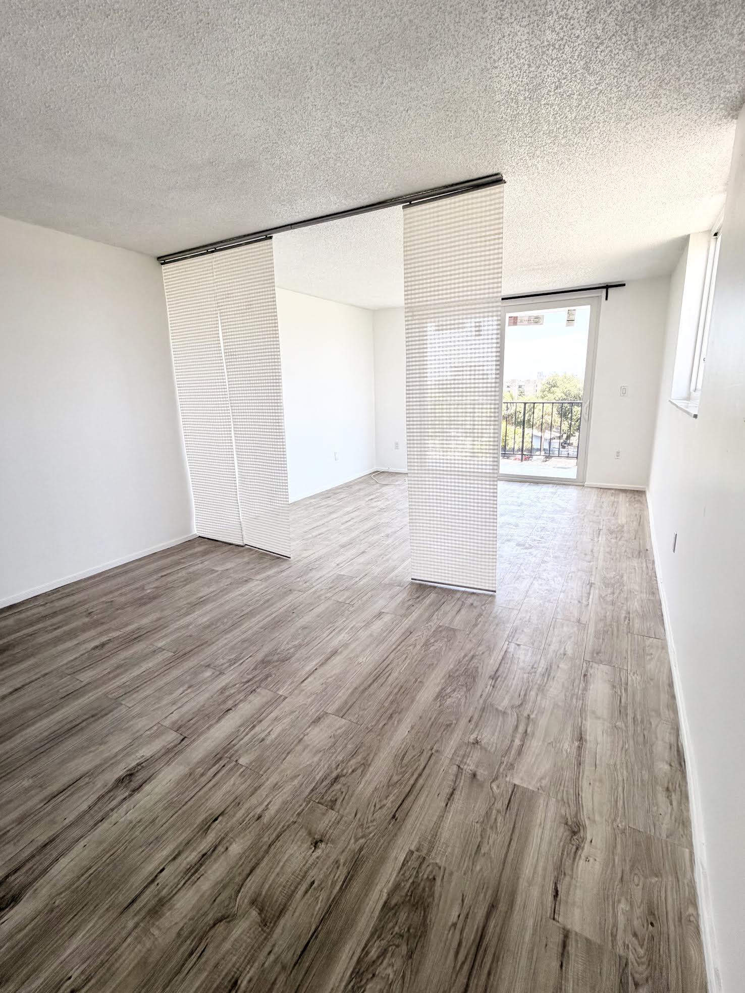 THREE HORIZONS EAST CONDO - Residential