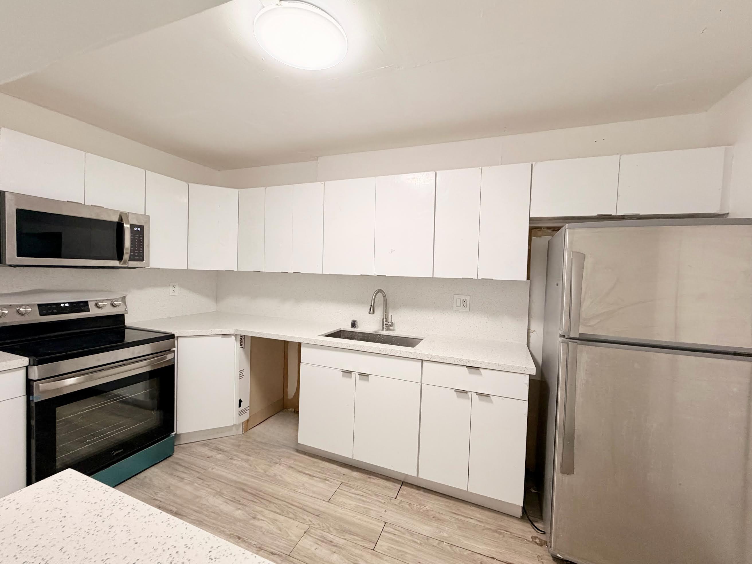 THREE HORIZONS EAST CONDO - Residential