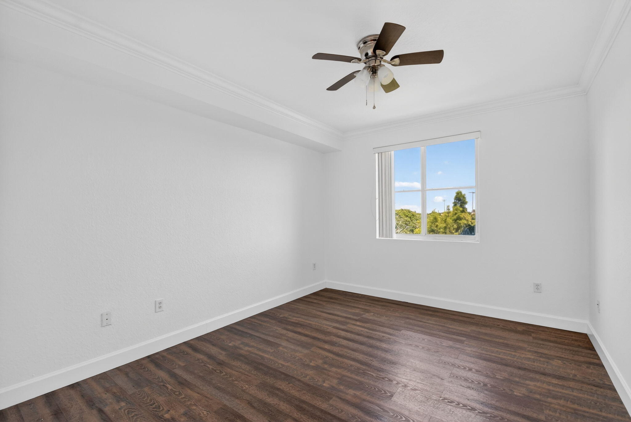 VIZCAYA LAKES CONDO - Residential