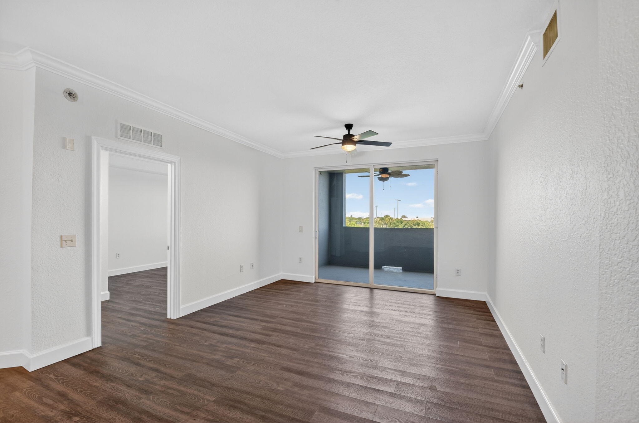 VIZCAYA LAKES CONDO - Residential