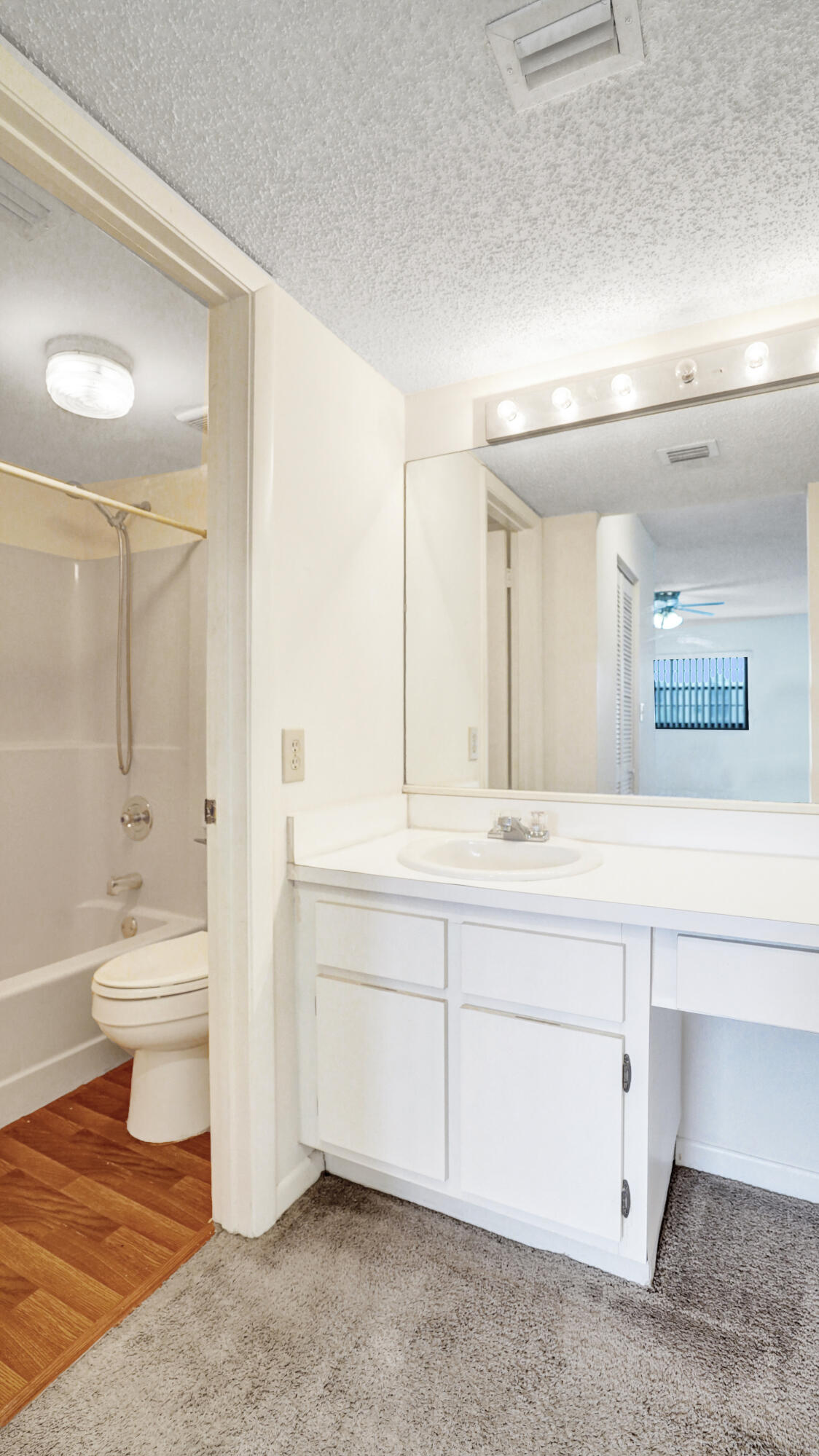 PLANTATION RACQUET CLUB - Residential