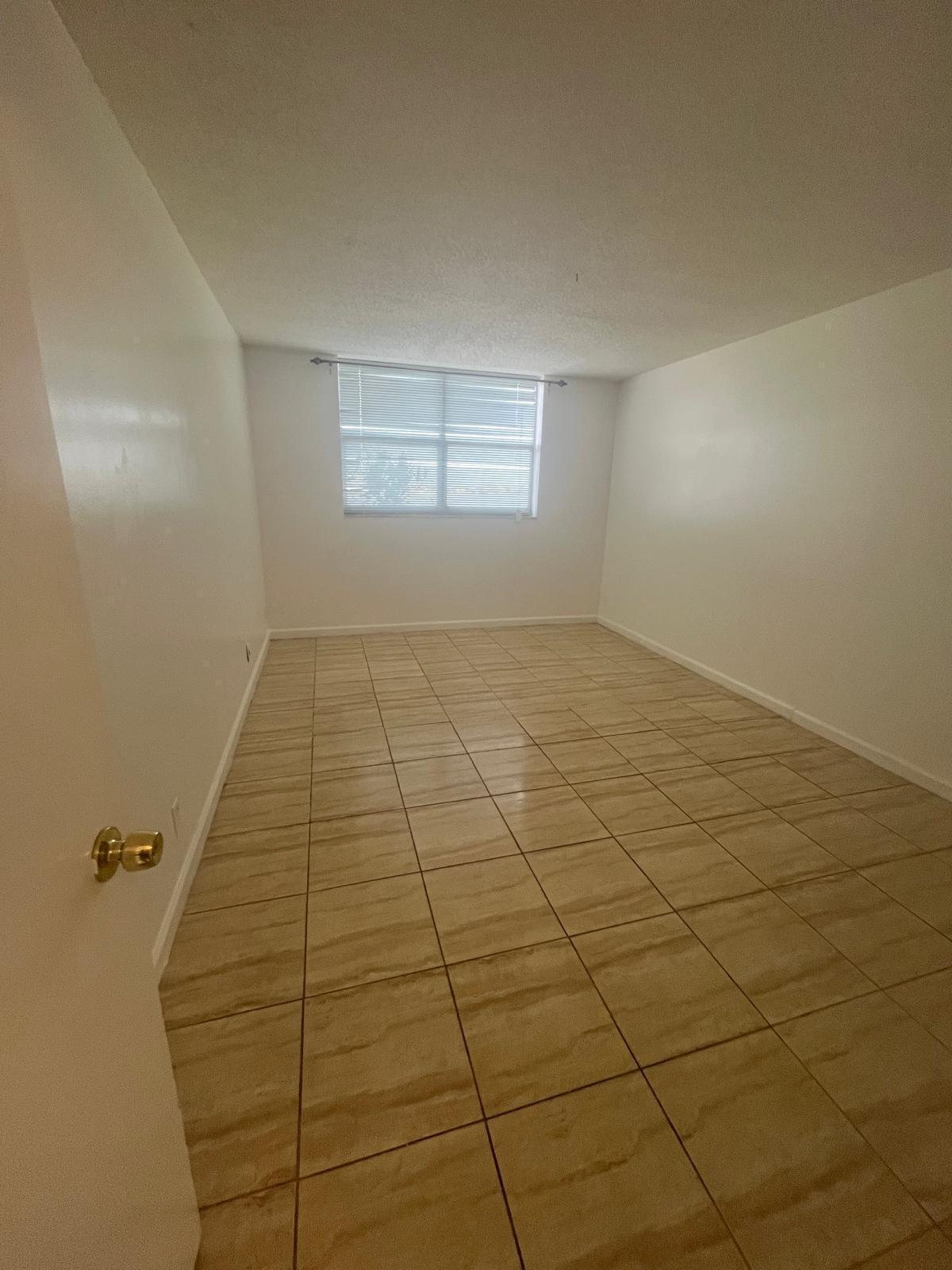 BREAKWATERS OF THE PALM BEACHES CONDO - Residential