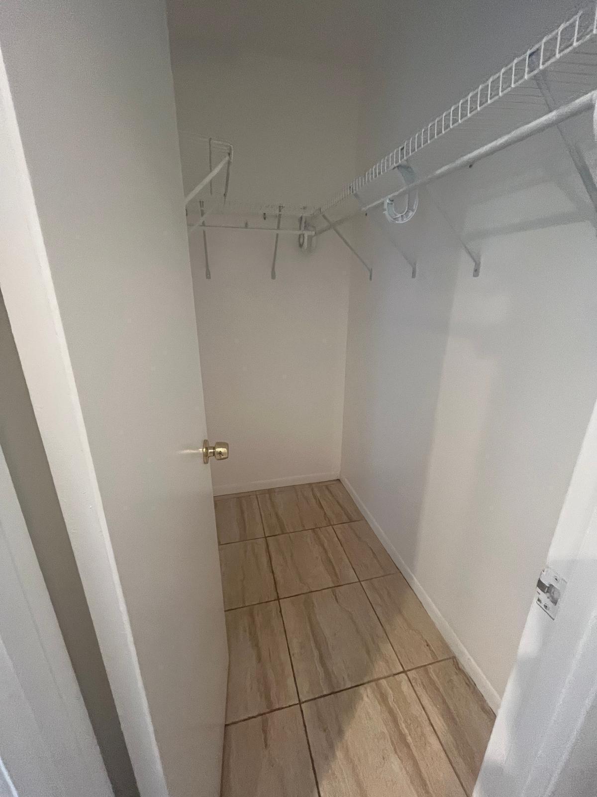 BREAKWATERS OF THE PALM BEACHES CONDO - Residential