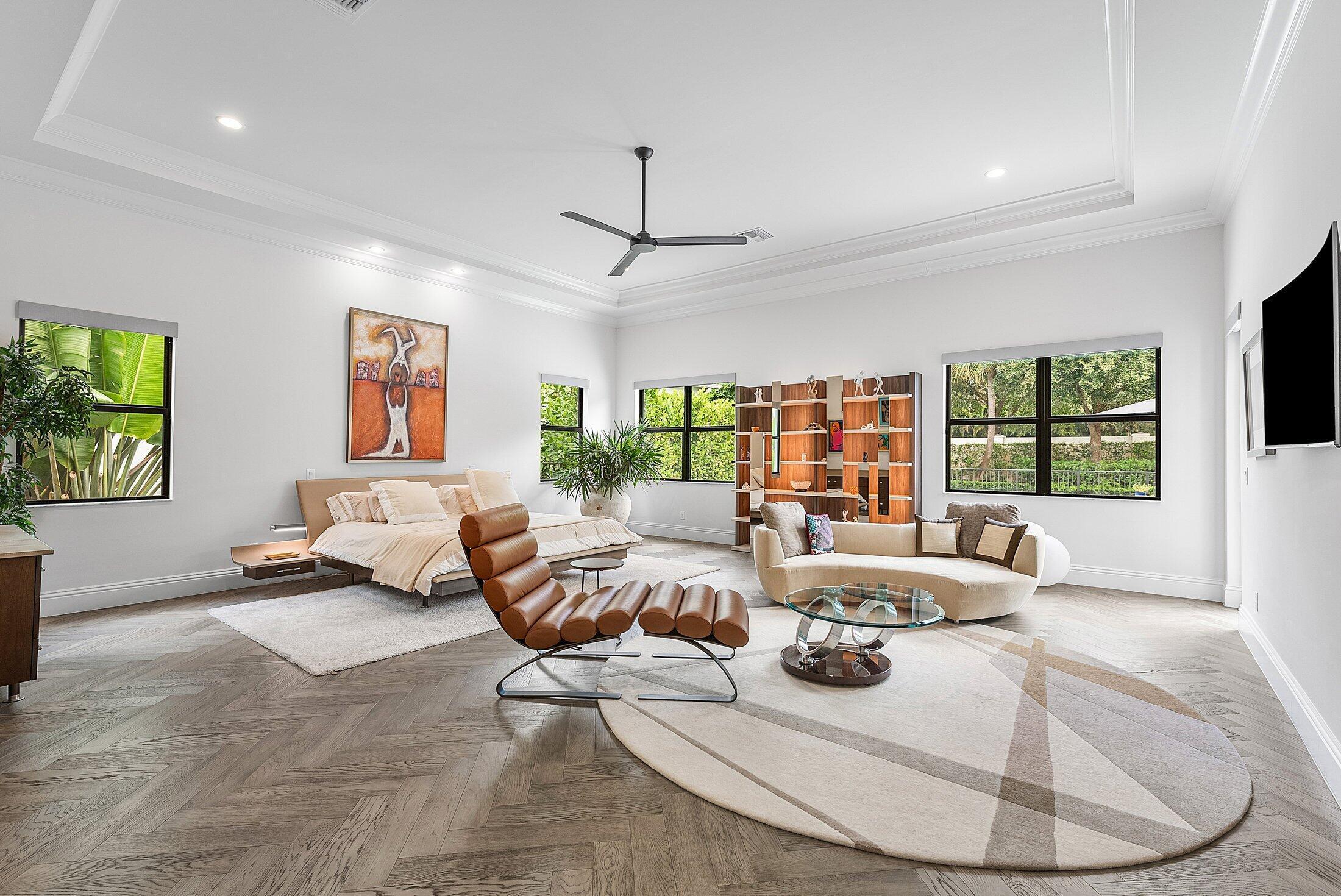 ROYAL PALM POLO - Residential