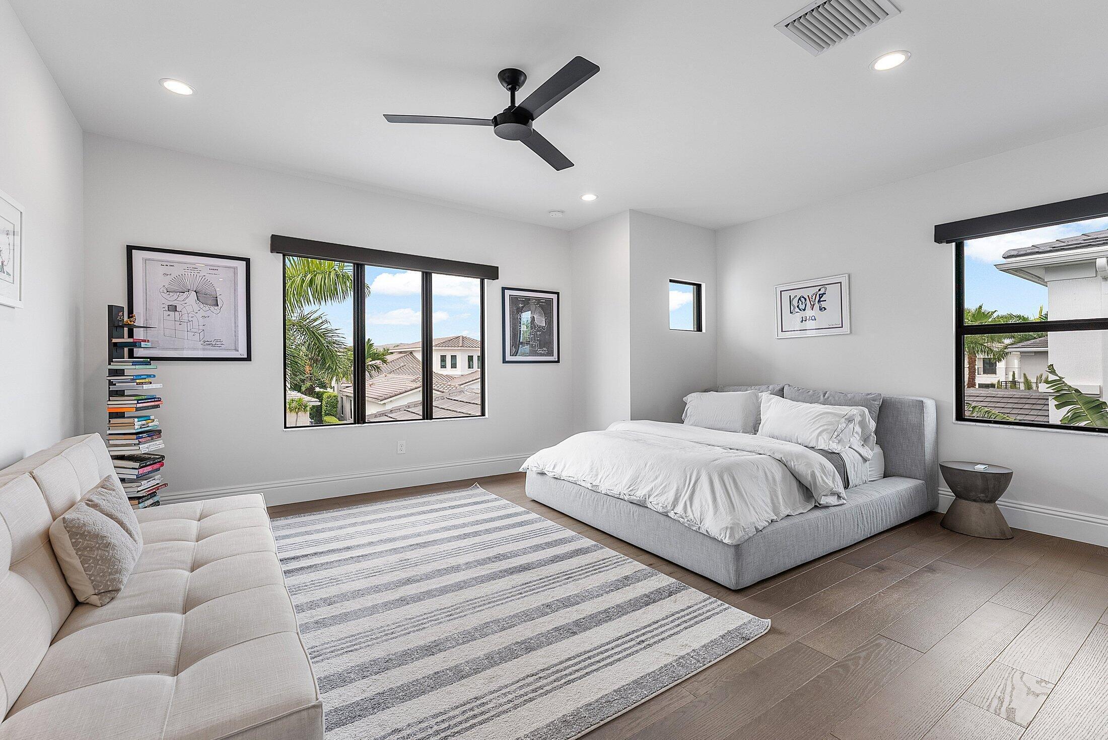 ROYAL PALM POLO - Residential