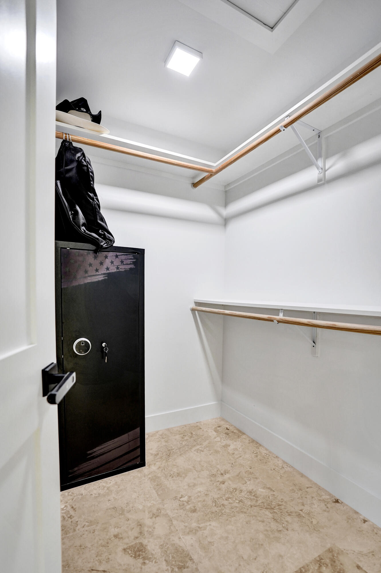 BOCA WOODS COUNTRY CLUB PH 2 - Residential