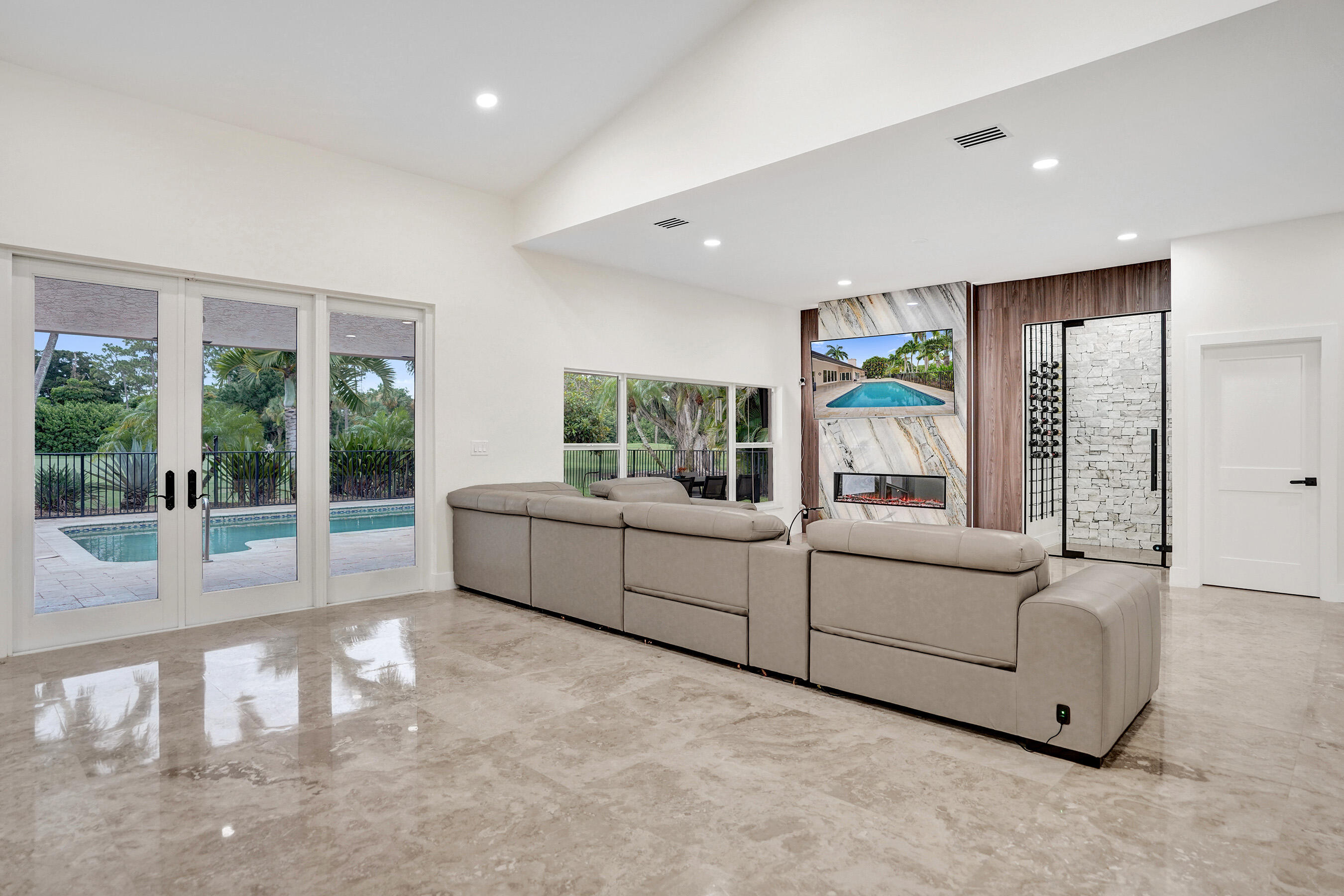 BOCA WOODS COUNTRY CLUB PH 2 - Residential
