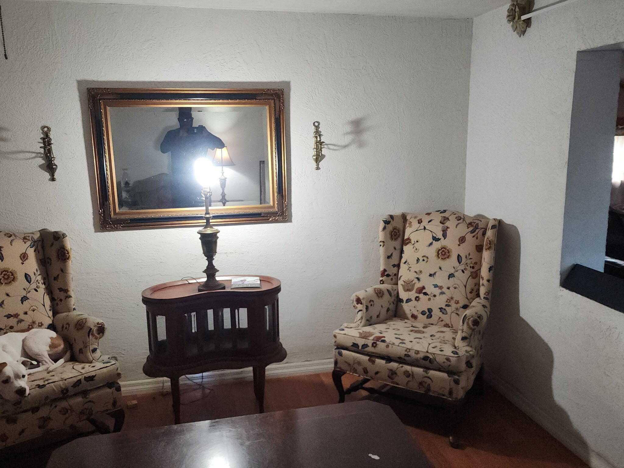 ROYAL PALMS PARK - Residential