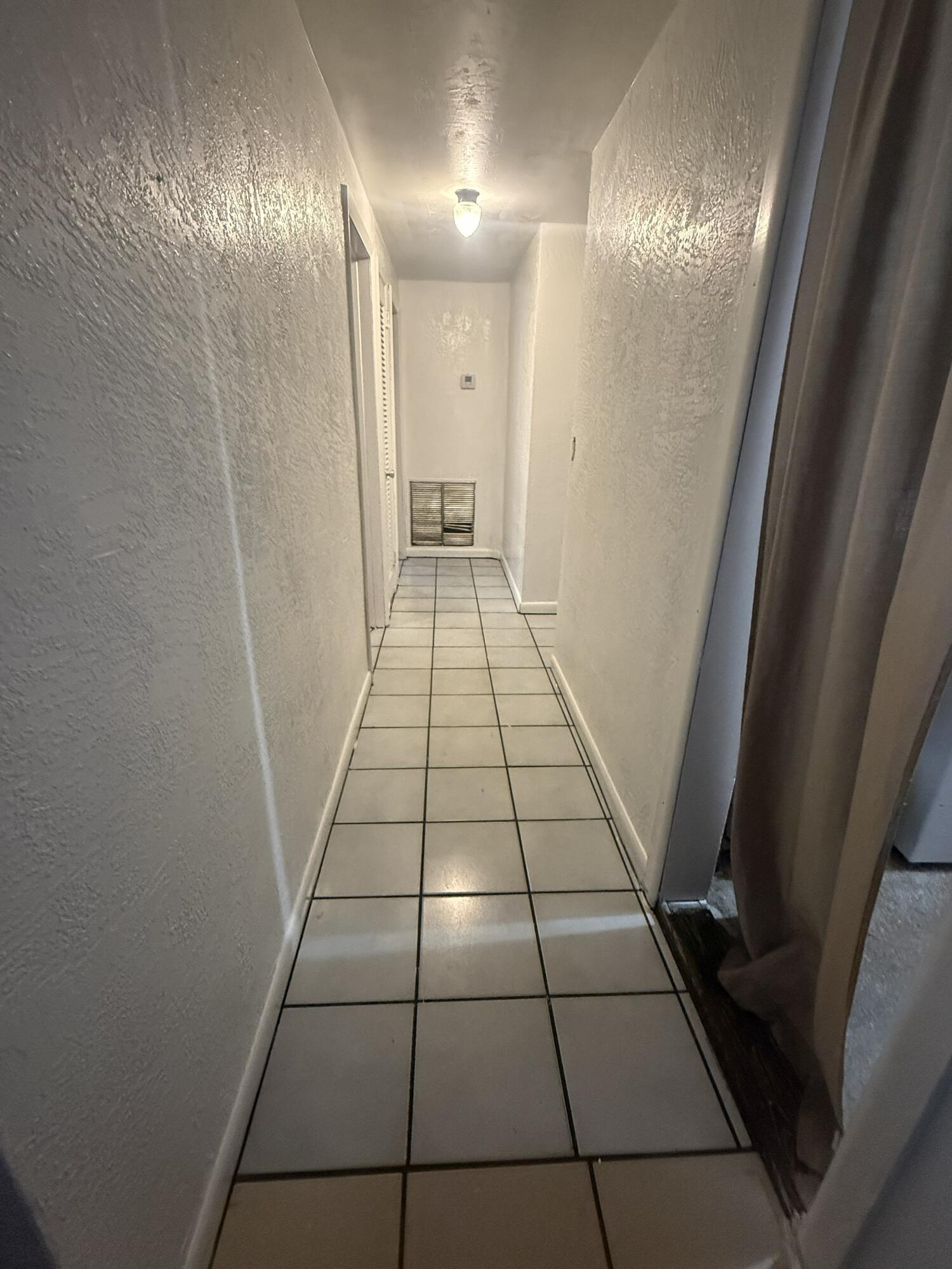 ROYAL PALMS PARK - Residential