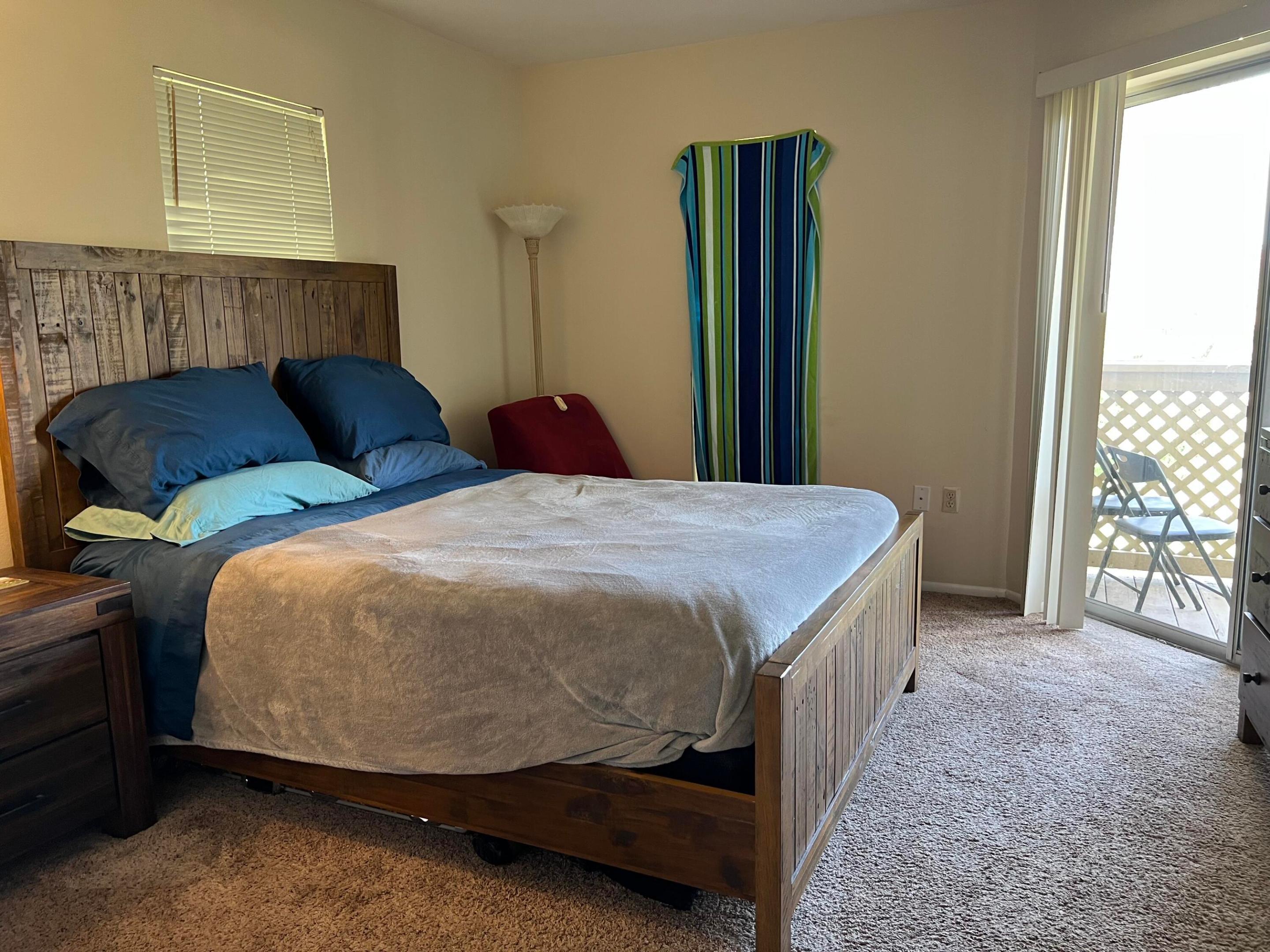 PALM LAKE CONDO - Residential Lease