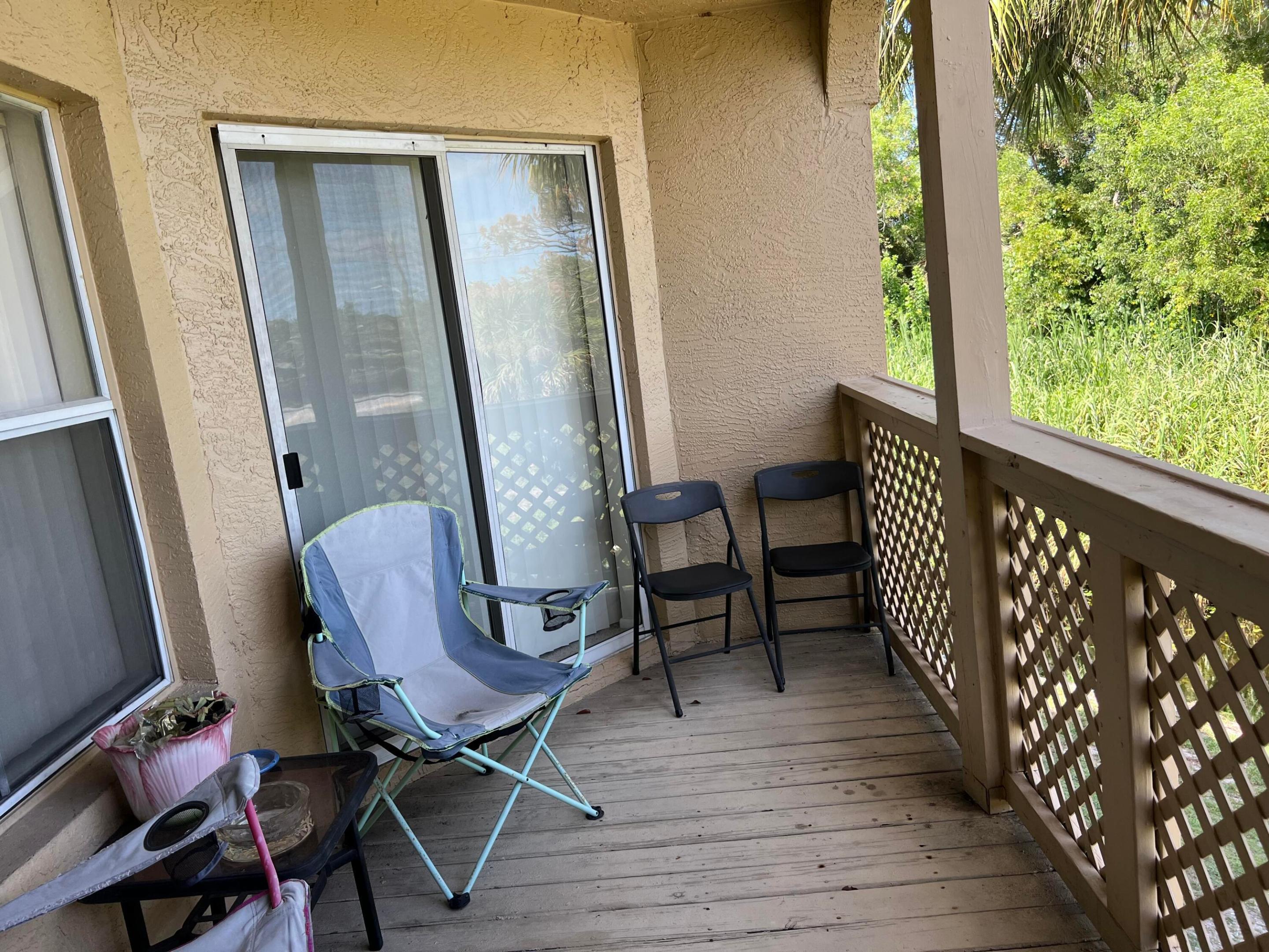 PALM LAKE CONDO - Residential Lease