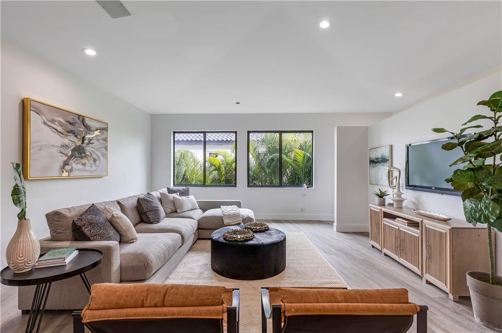 Lauderdale Beach Ext - Residential