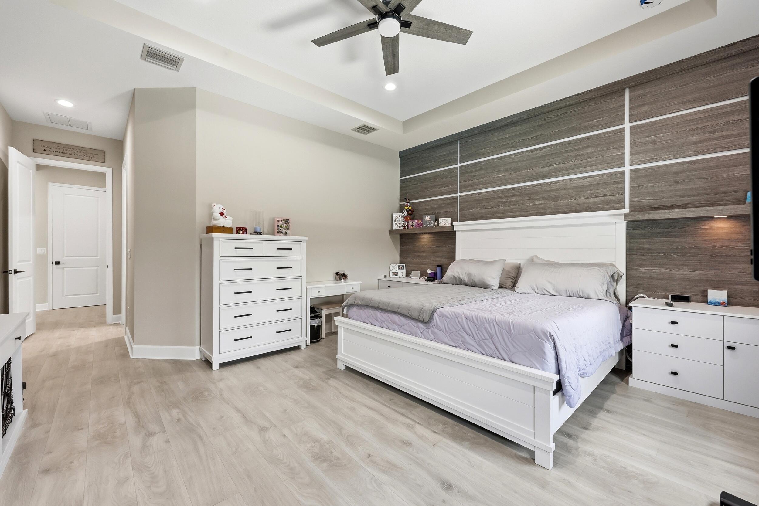WOODLANDS OF WESTLAKE - Residential