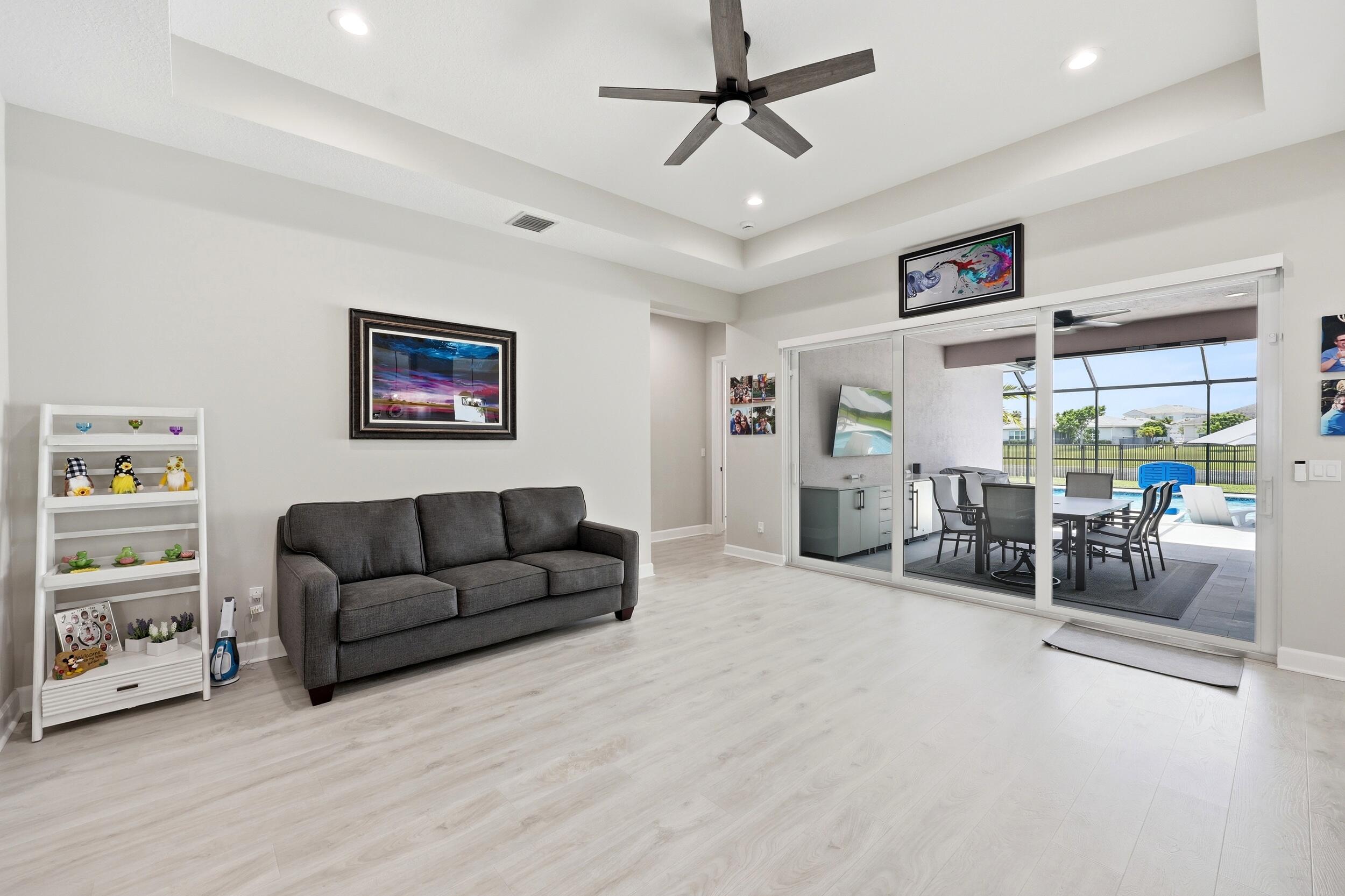 WOODLANDS OF WESTLAKE - Residential