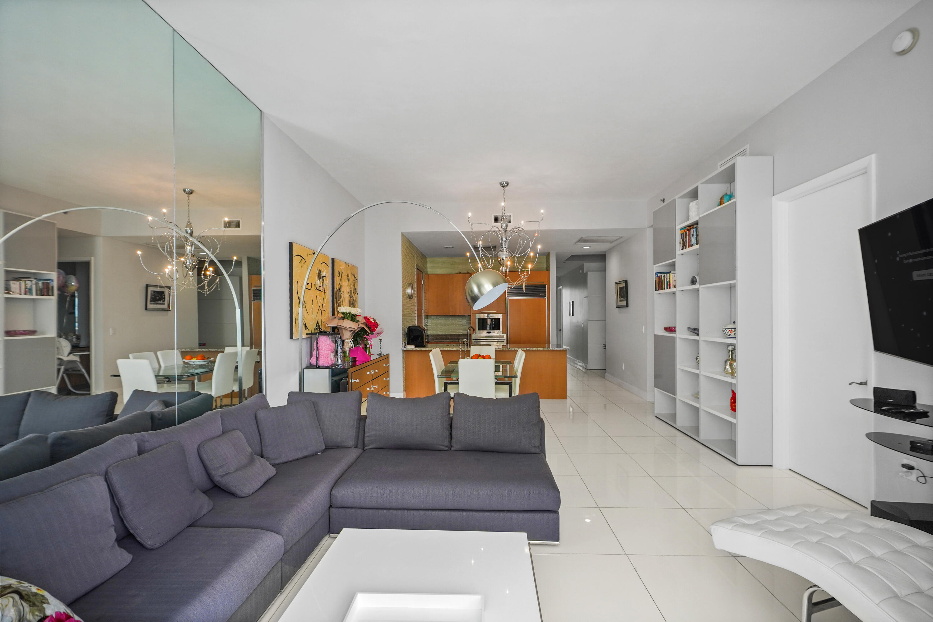 TDR TOWER II CONDO - Residential