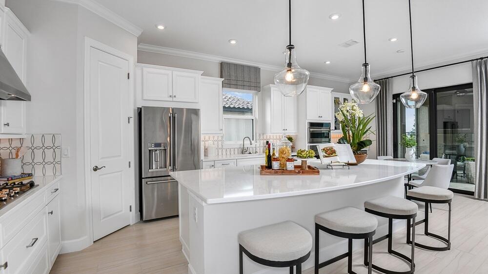 ASTOR CREEK - Residential