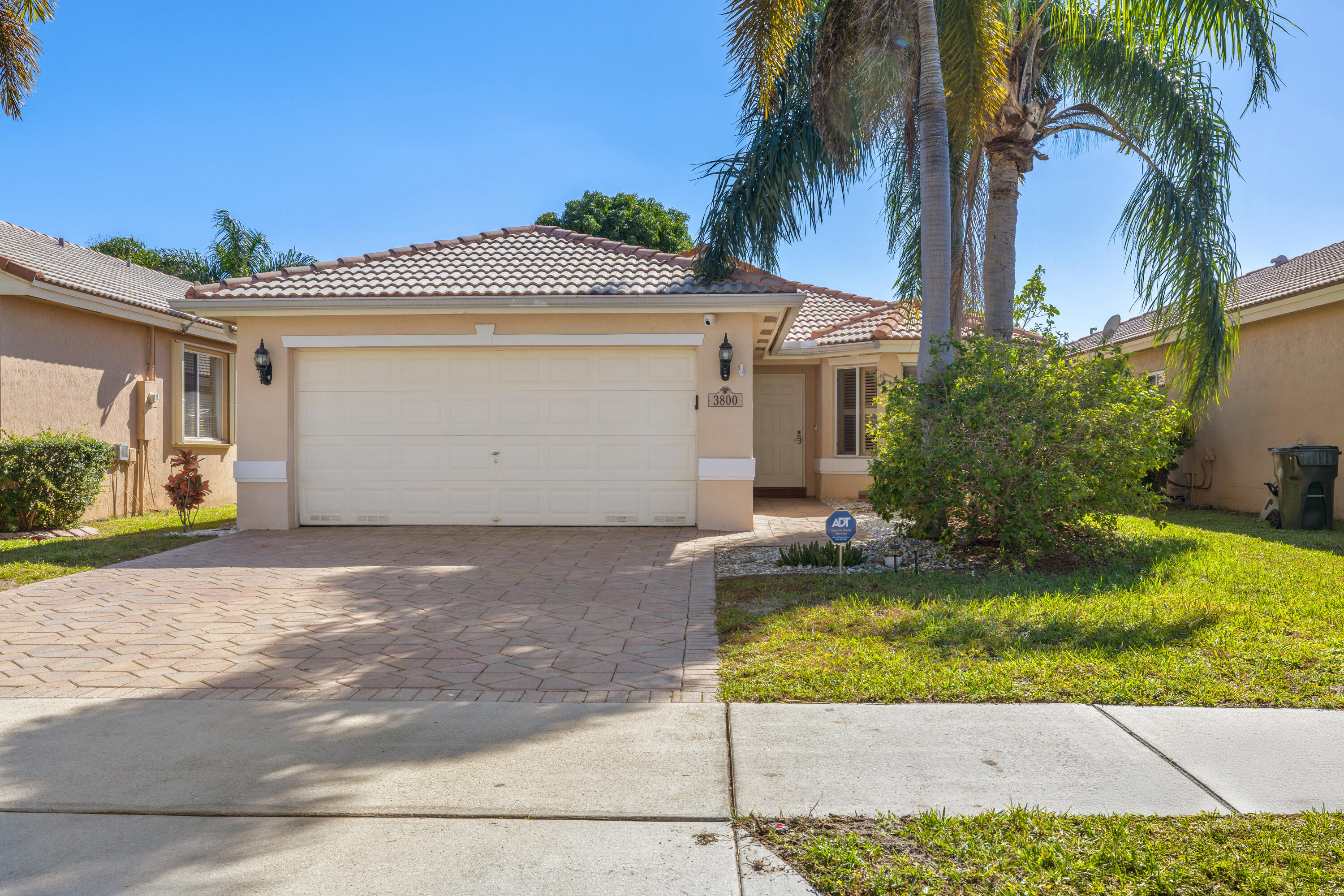 BANYAN TRAILS - Residential