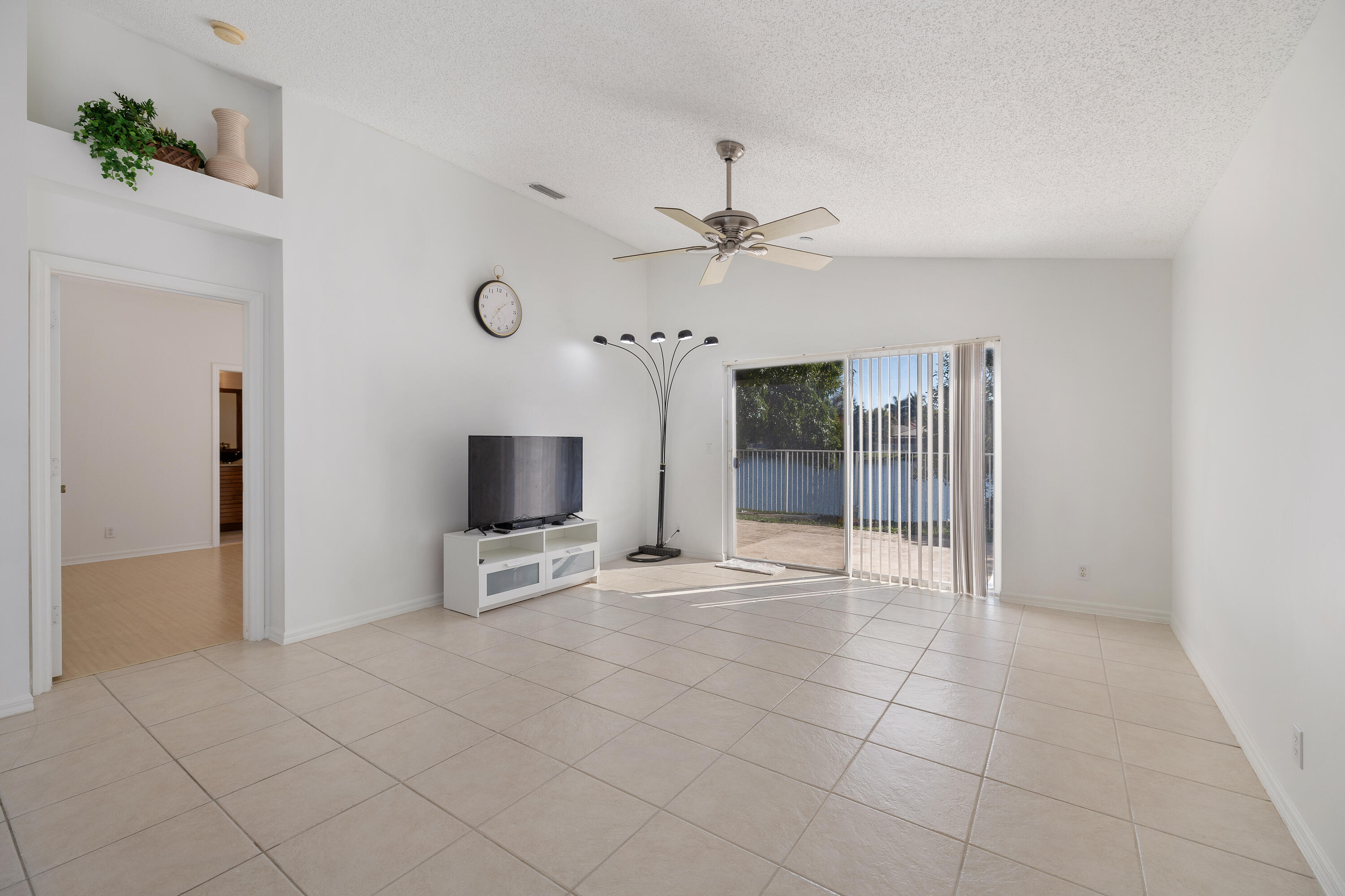 BANYAN TRAILS - Residential