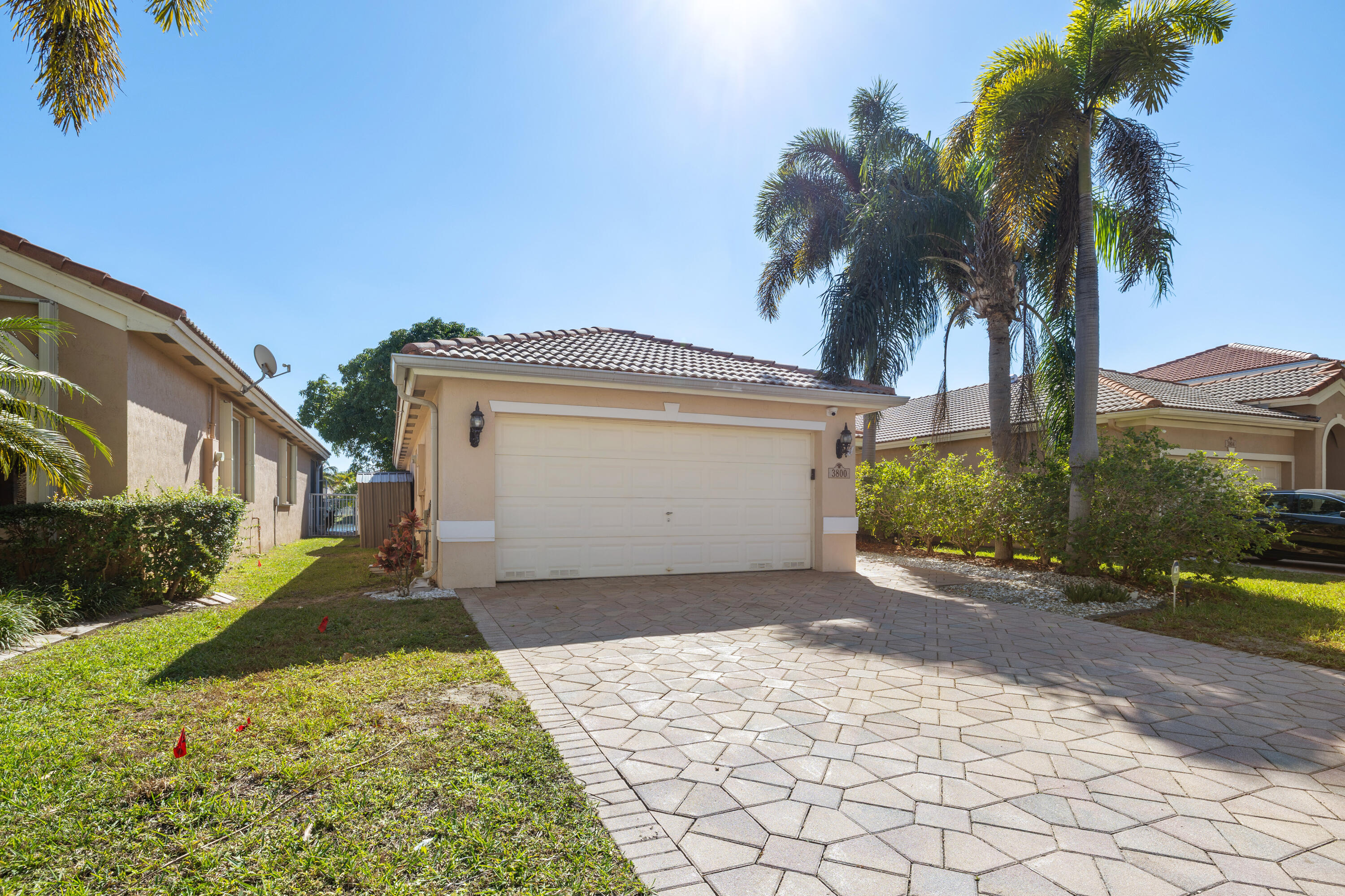 BANYAN TRAILS - Residential