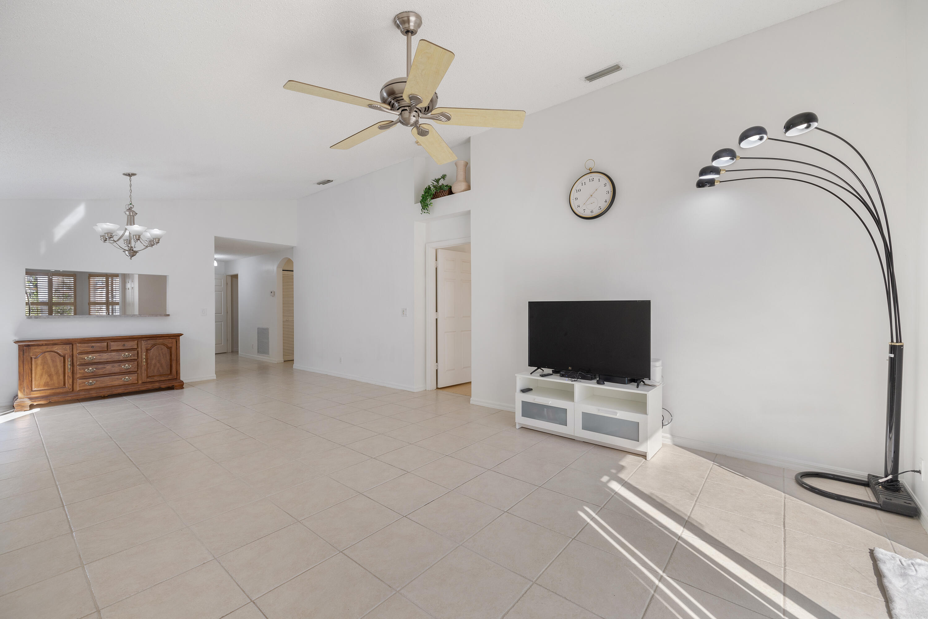 BANYAN TRAILS - Residential
