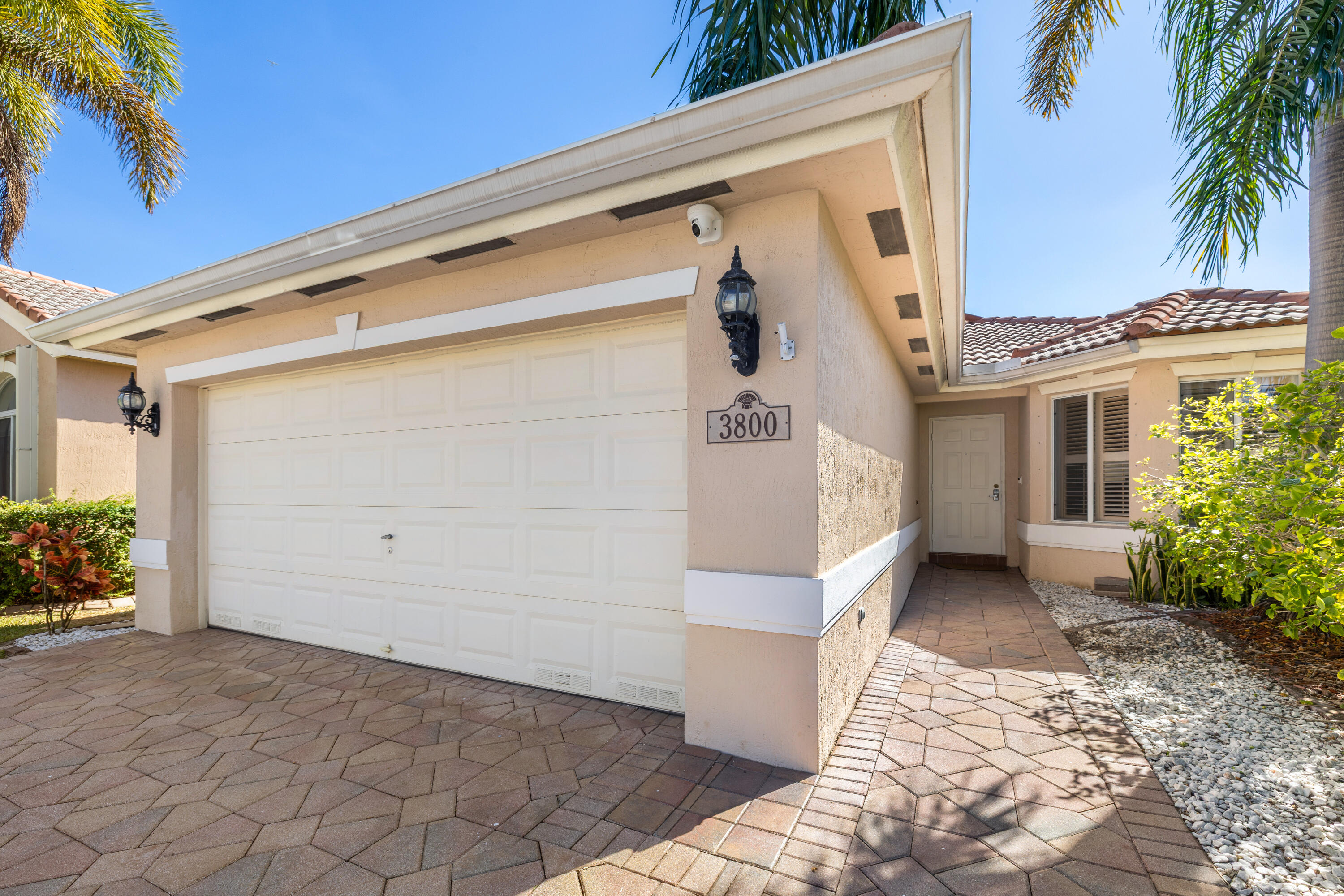BANYAN TRAILS - Residential