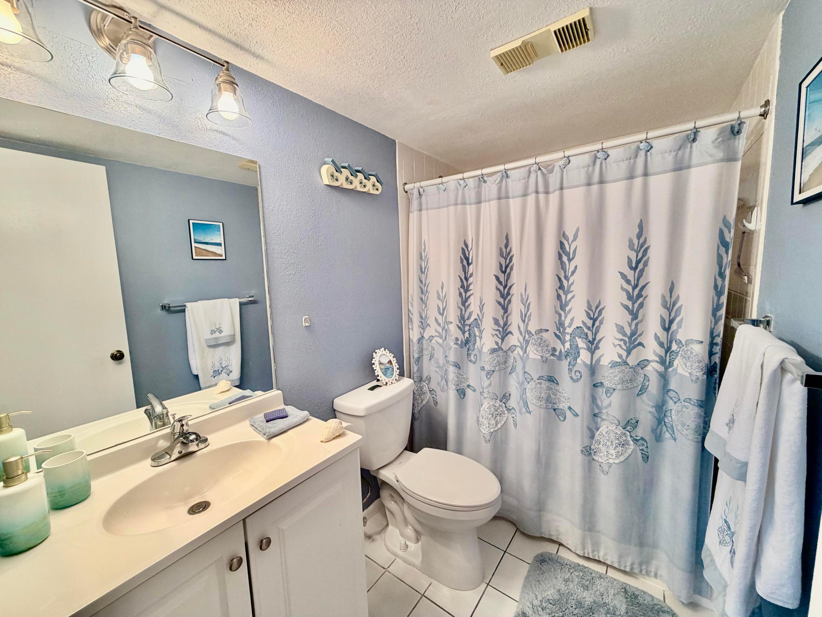 WINDING LAKE AT WELLEBY CONDO - Residential