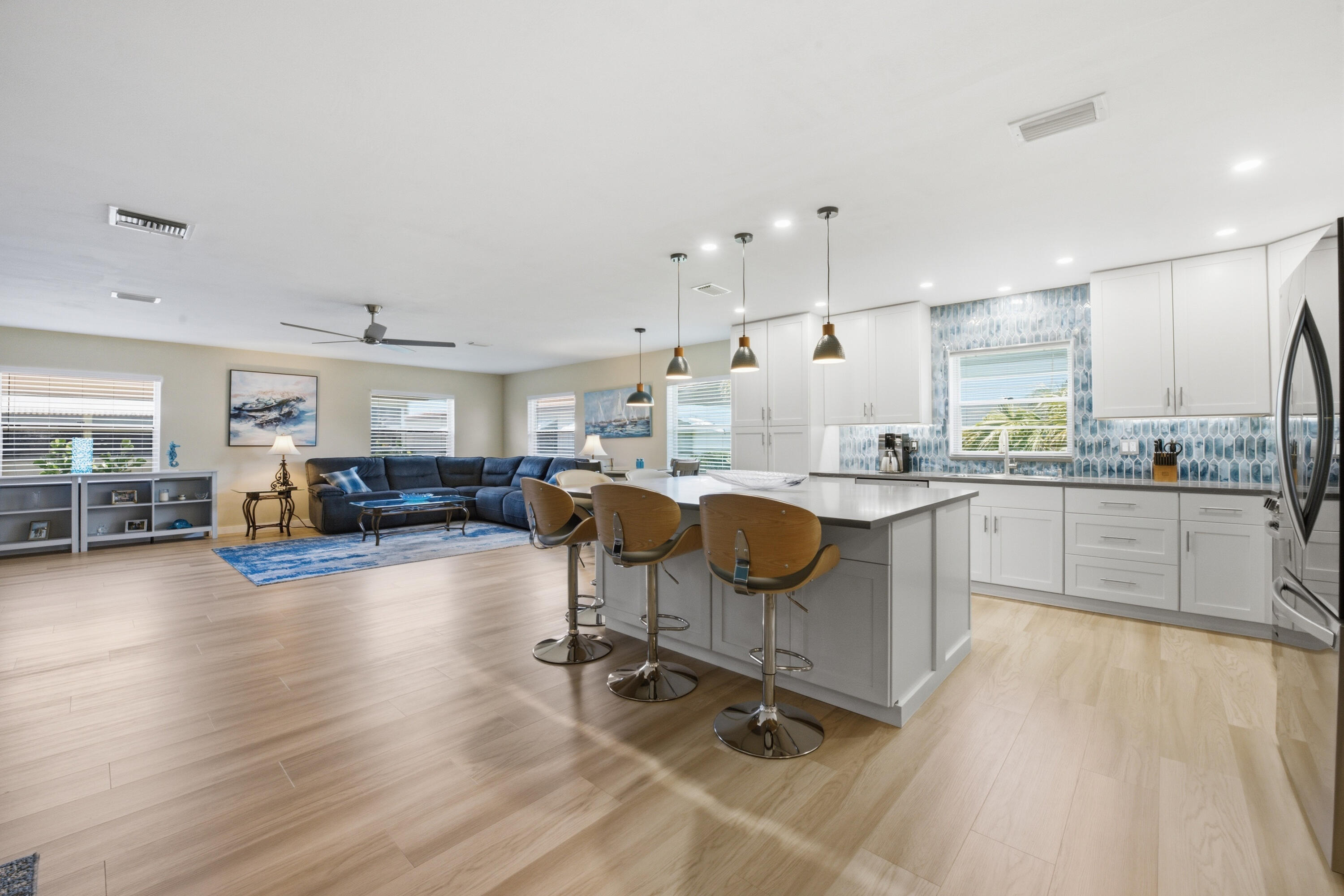 DELRAY VILLAS 5 - Residential