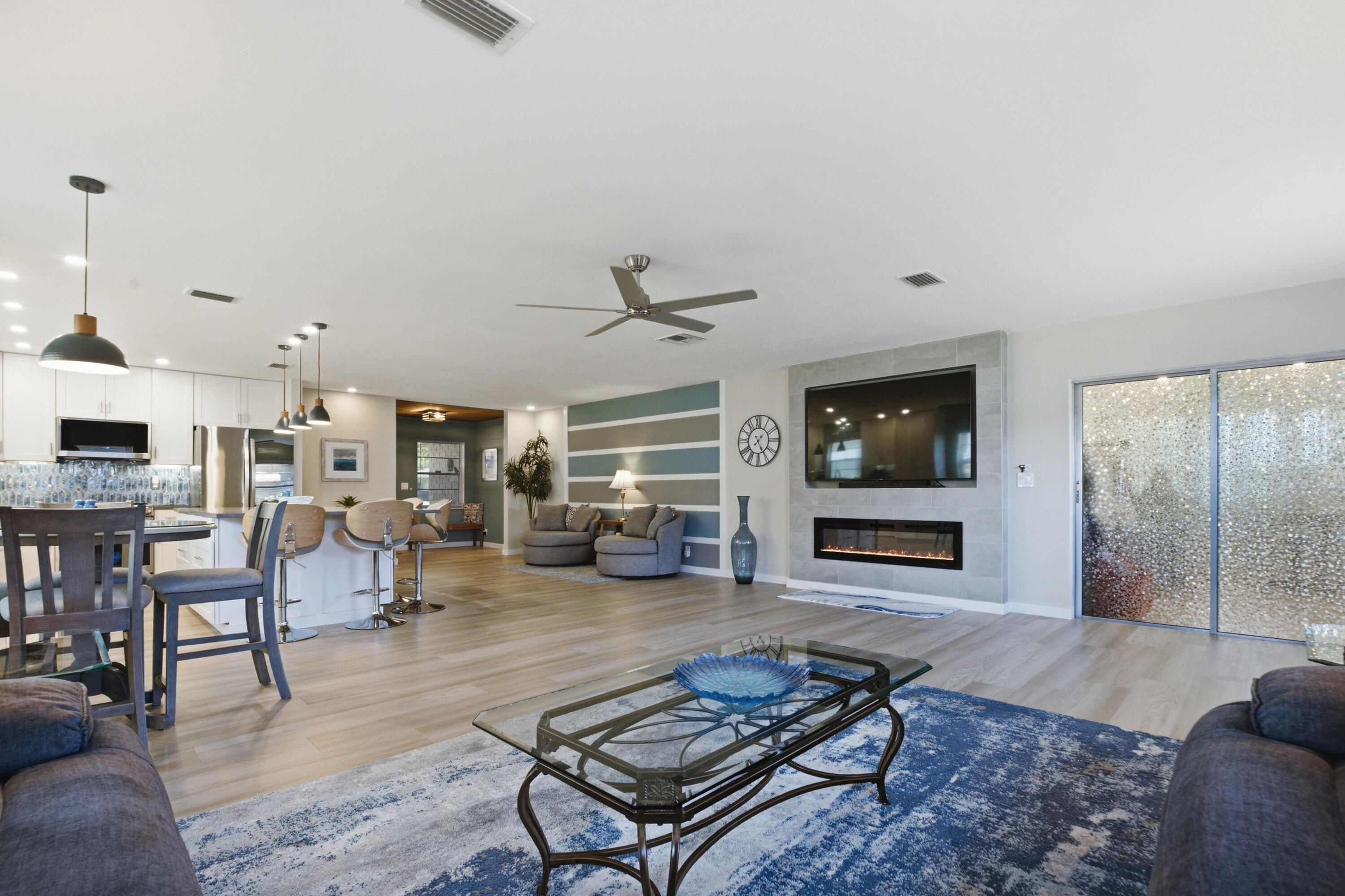 DELRAY VILLAS 5 - Residential