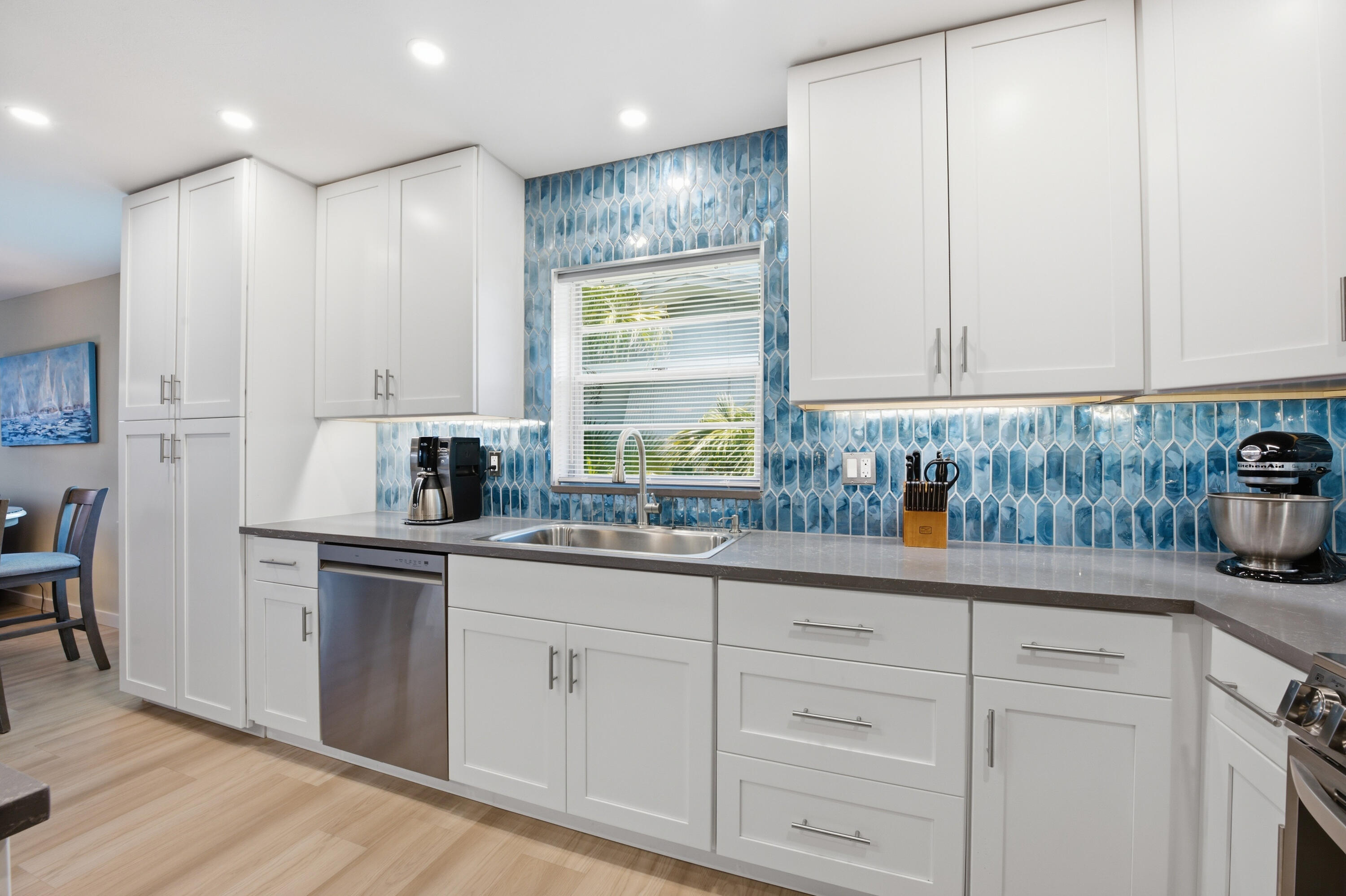 DELRAY VILLAS 5 - Residential