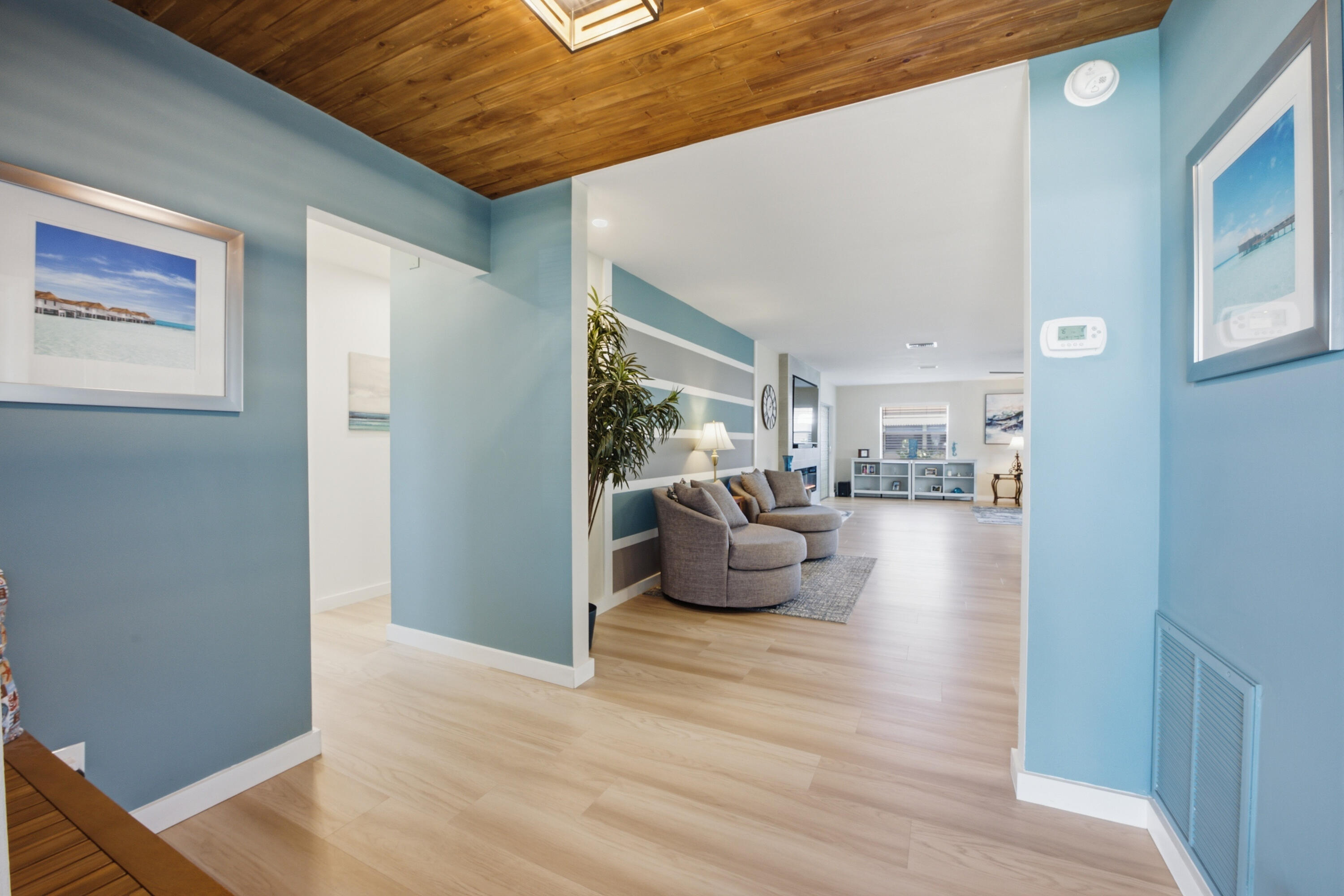 DELRAY VILLAS 5 - Residential