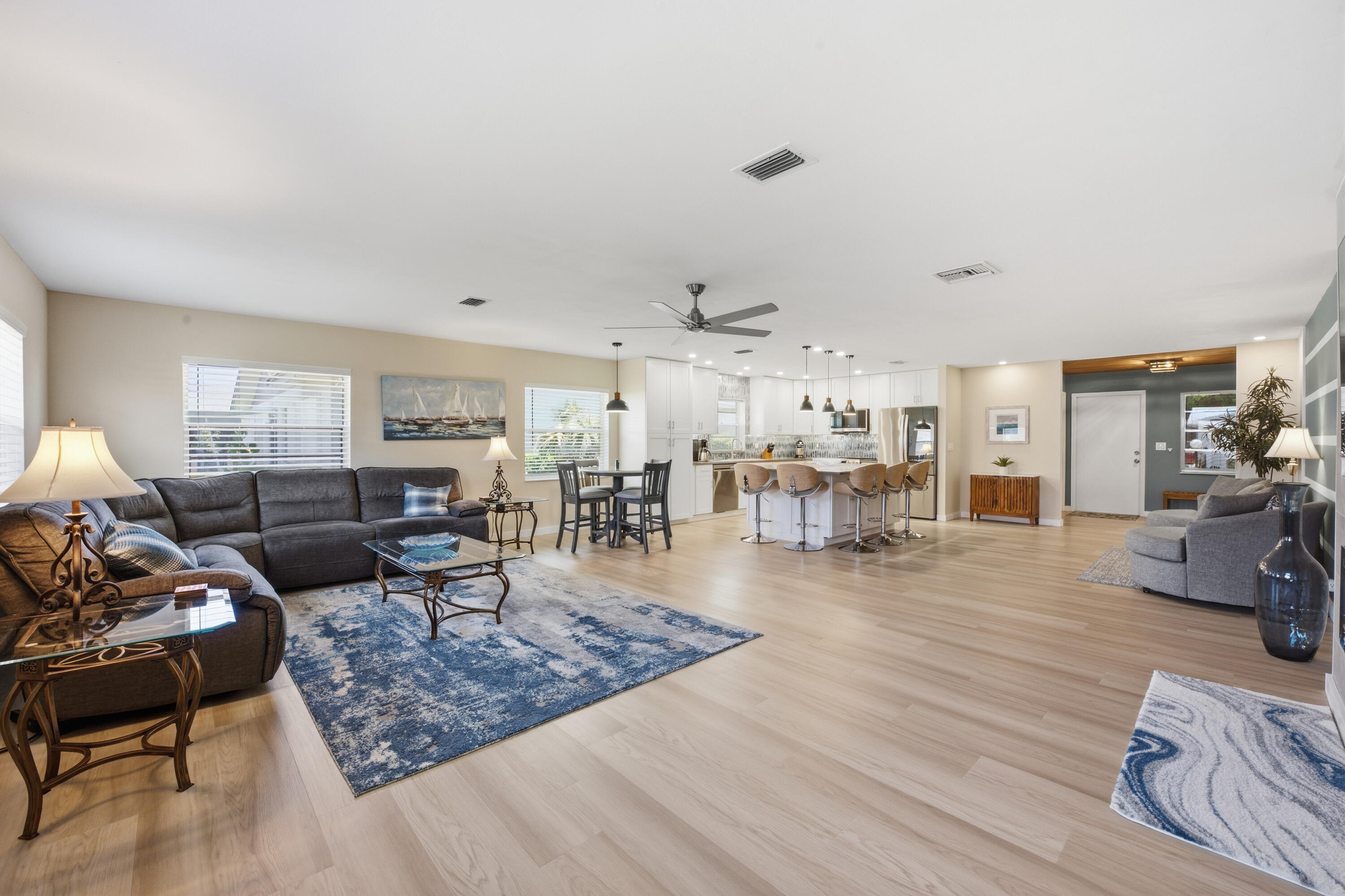 DELRAY VILLAS 5 - Residential