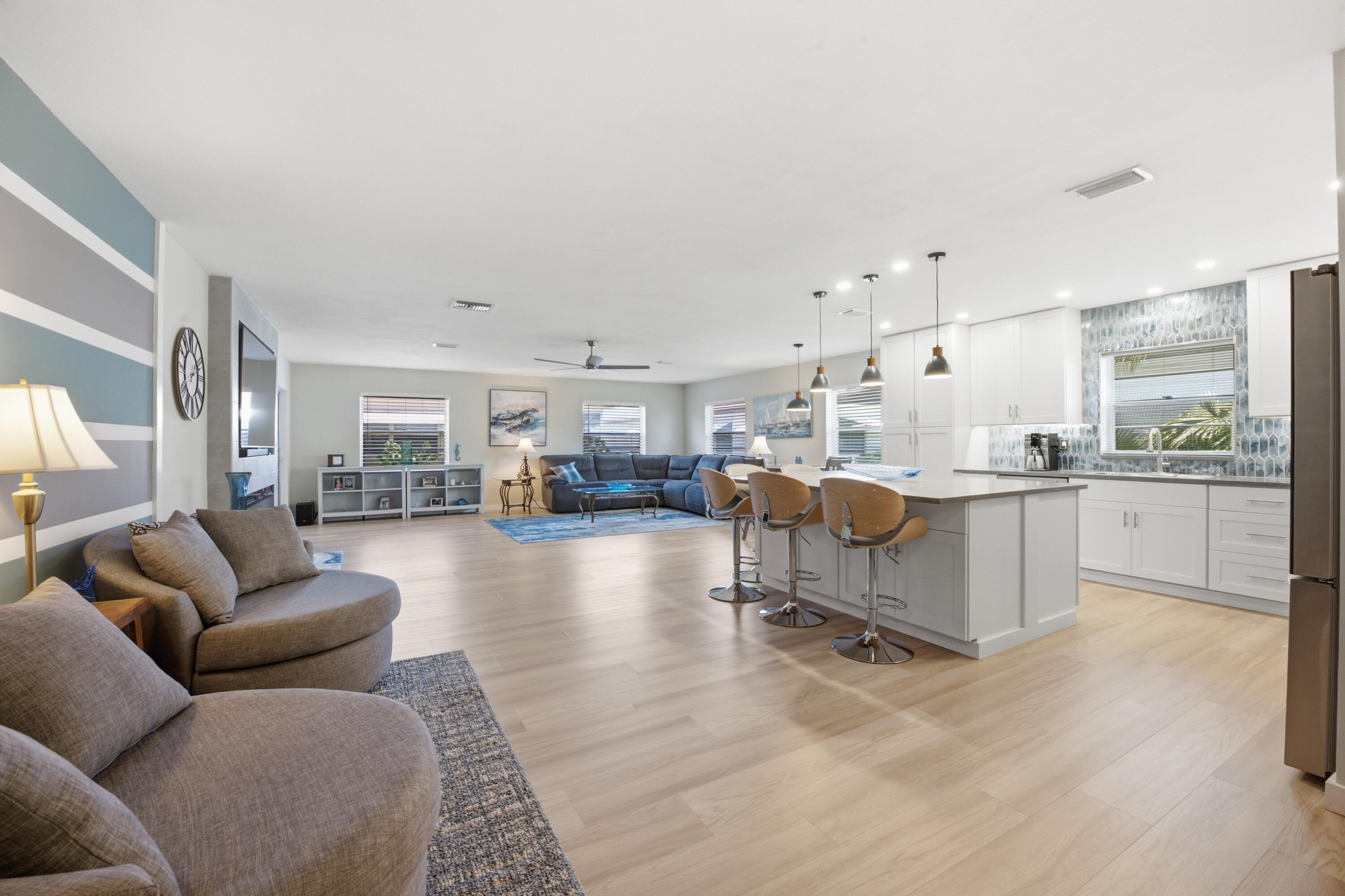 DELRAY VILLAS 5 - Residential
