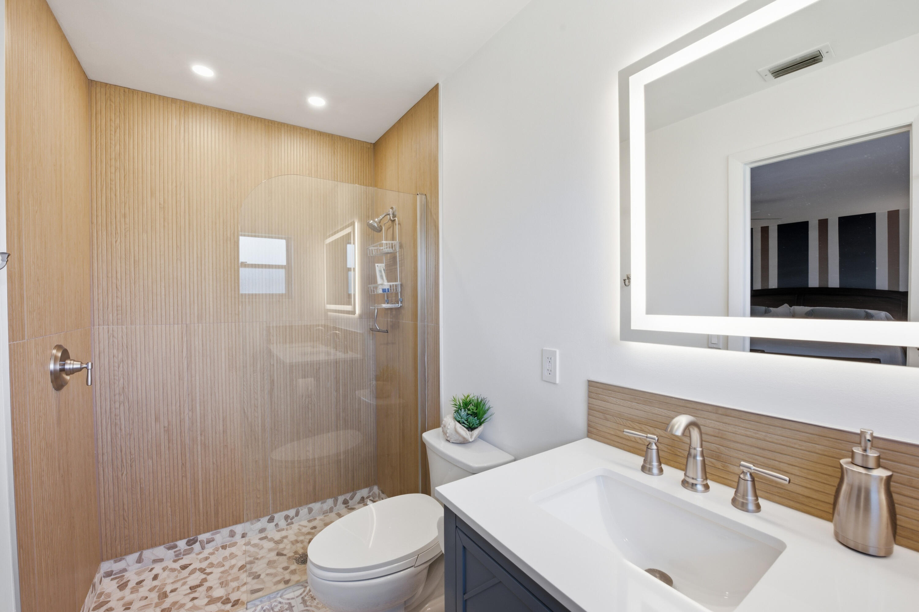 DELRAY VILLAS 5 - Residential