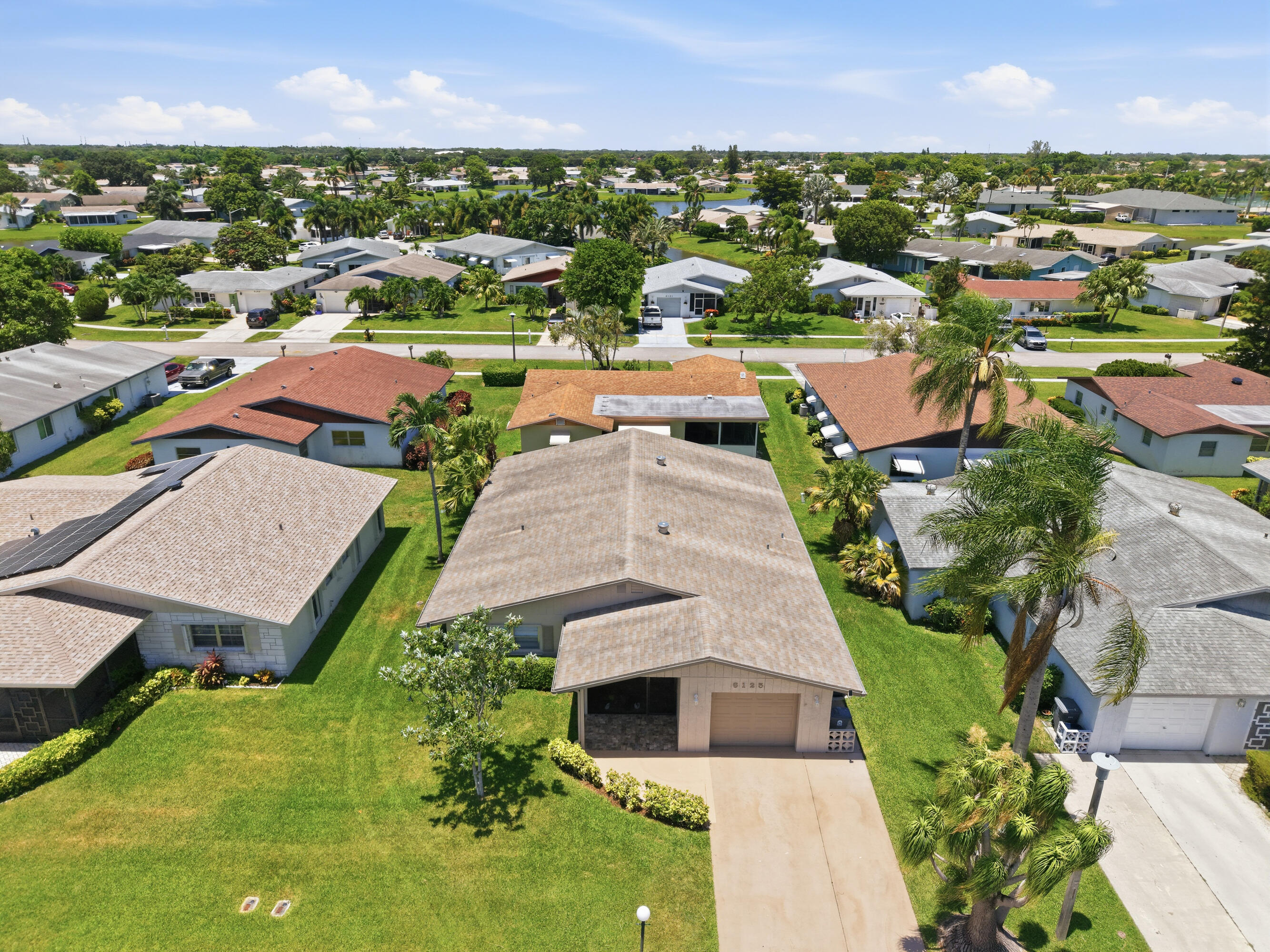 DELRAY VILLAS 5 - Residential