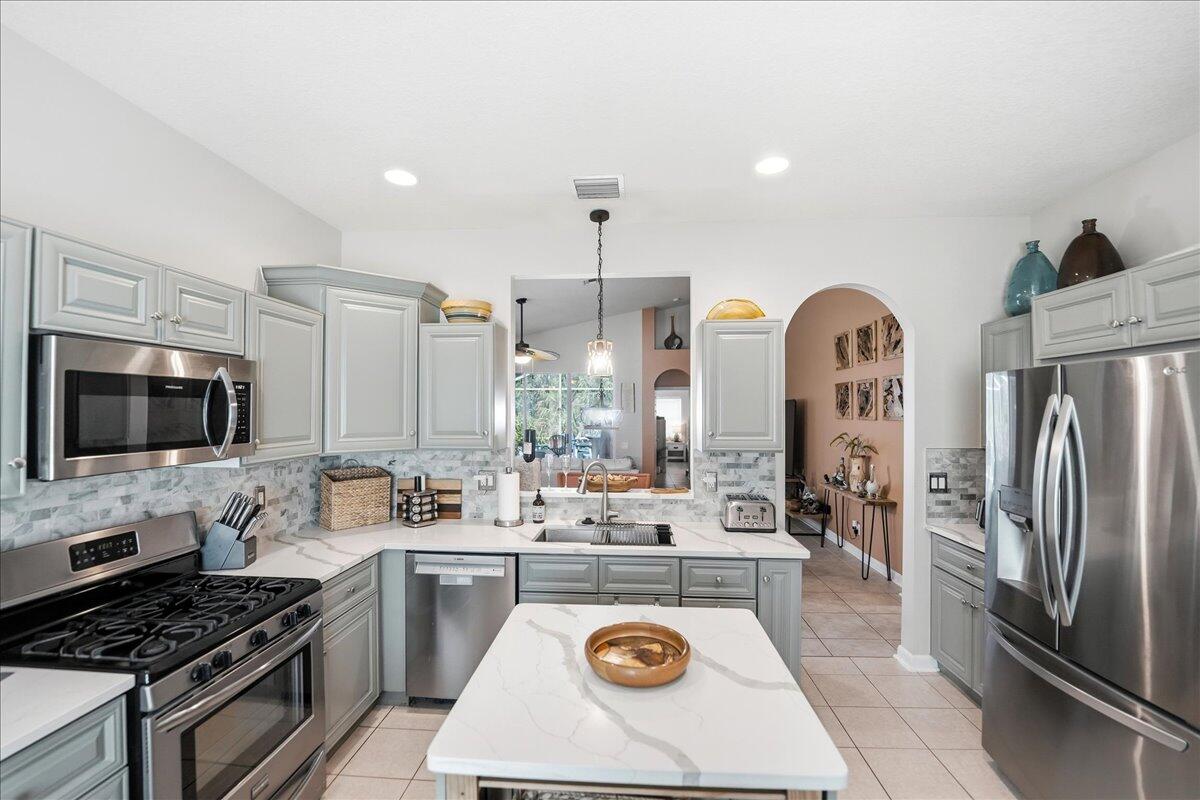 CASCADES AT ST LUCIE WEST - Residential